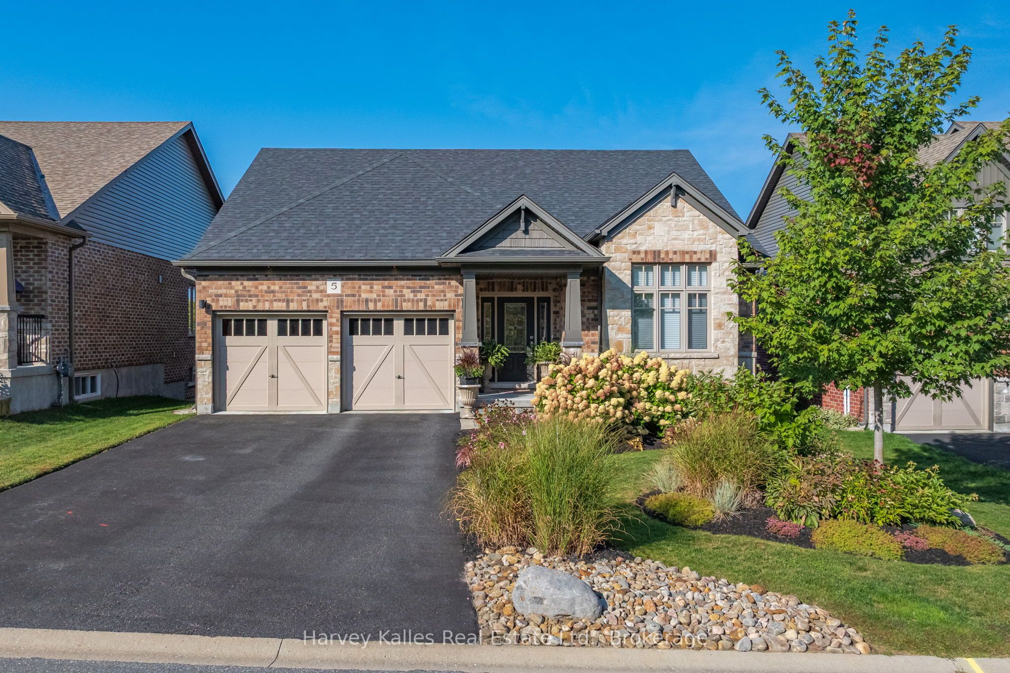 5 Braeside Crescent