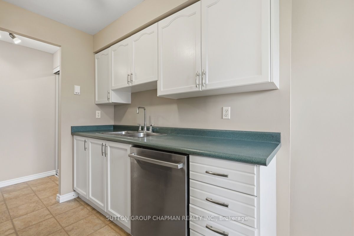 127 Belmont Drive 403 Property Photo 14