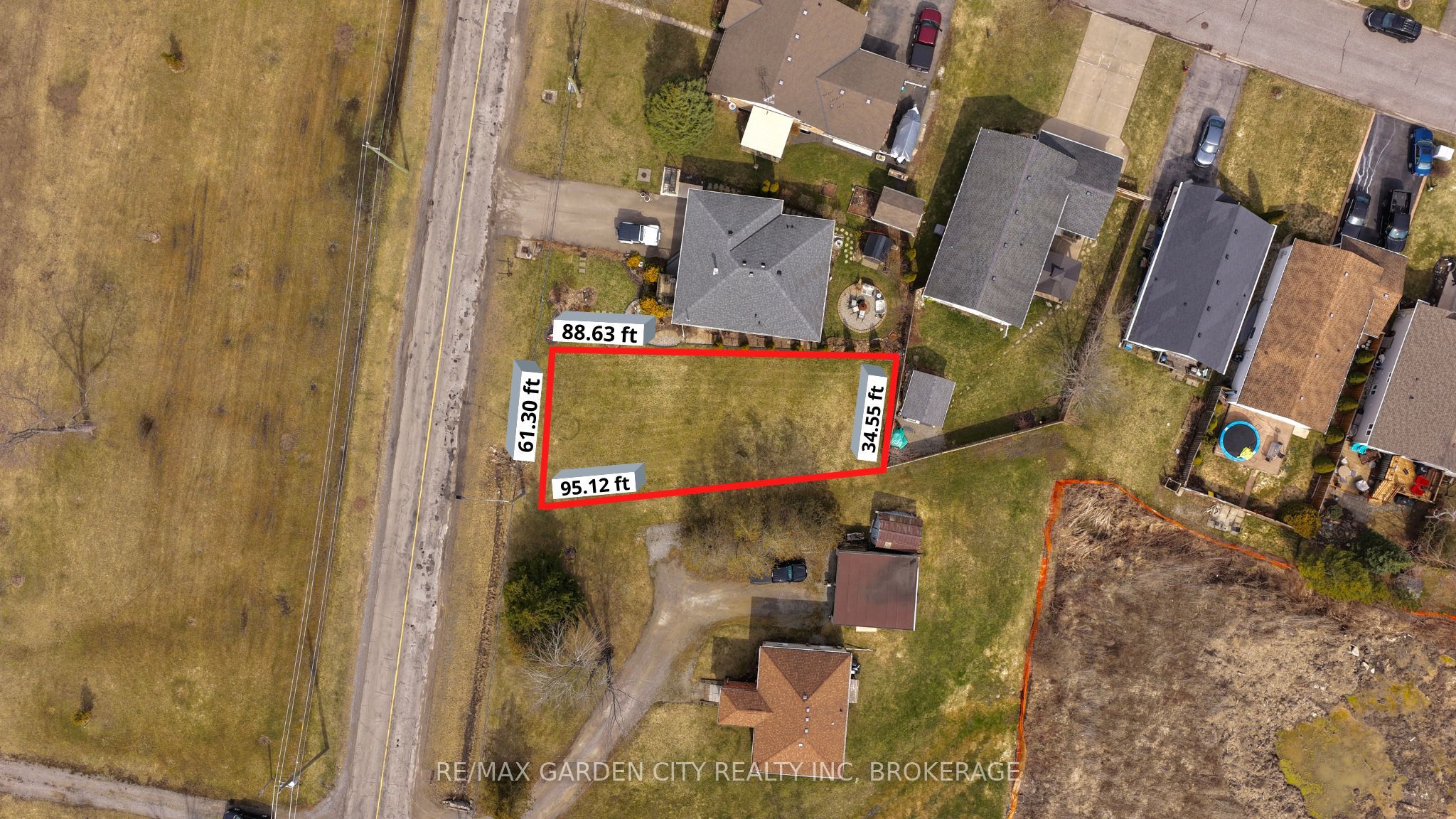 156 Kingsway Property Photo 9