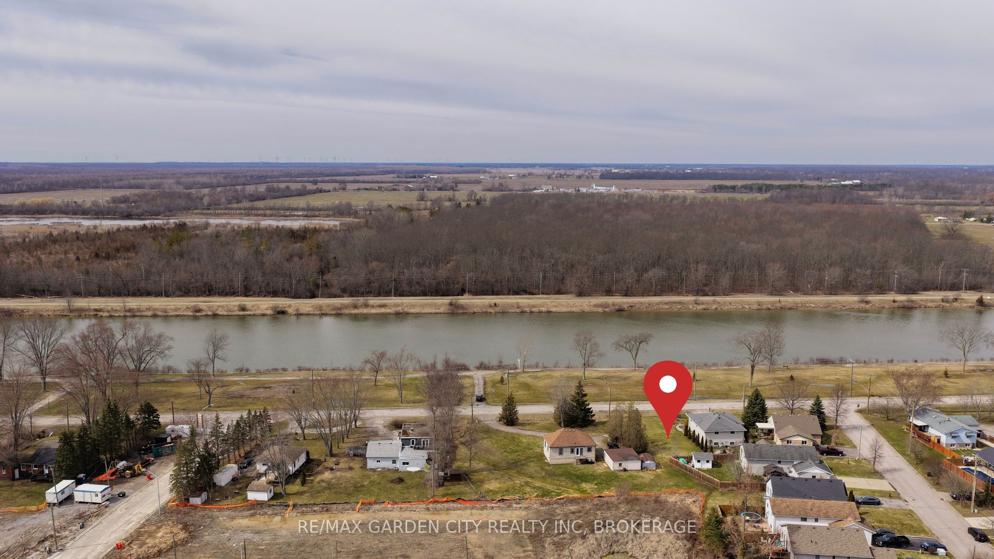 156 Kingsway Property Photo 16