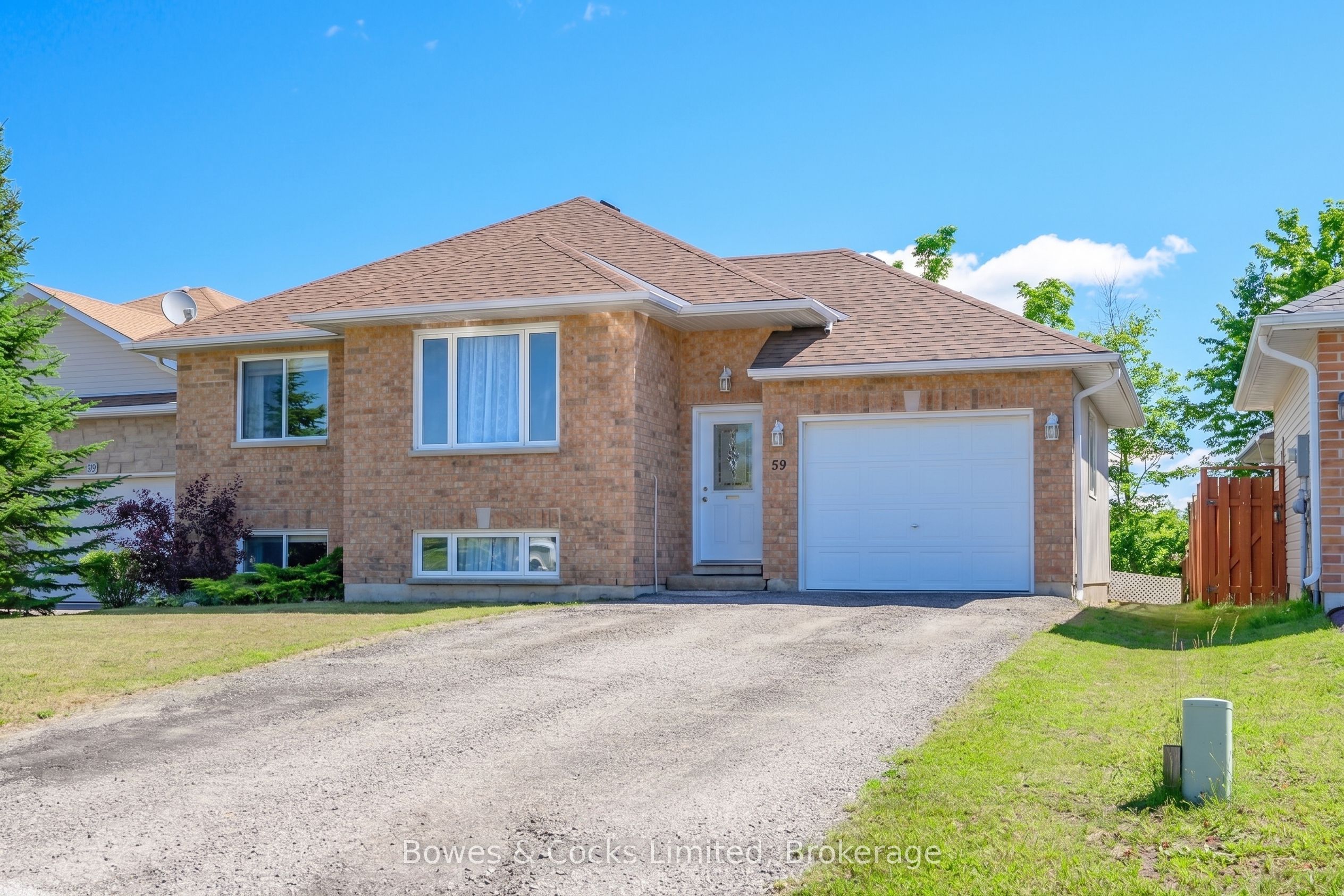59 Birch Crescent Property Photo 2