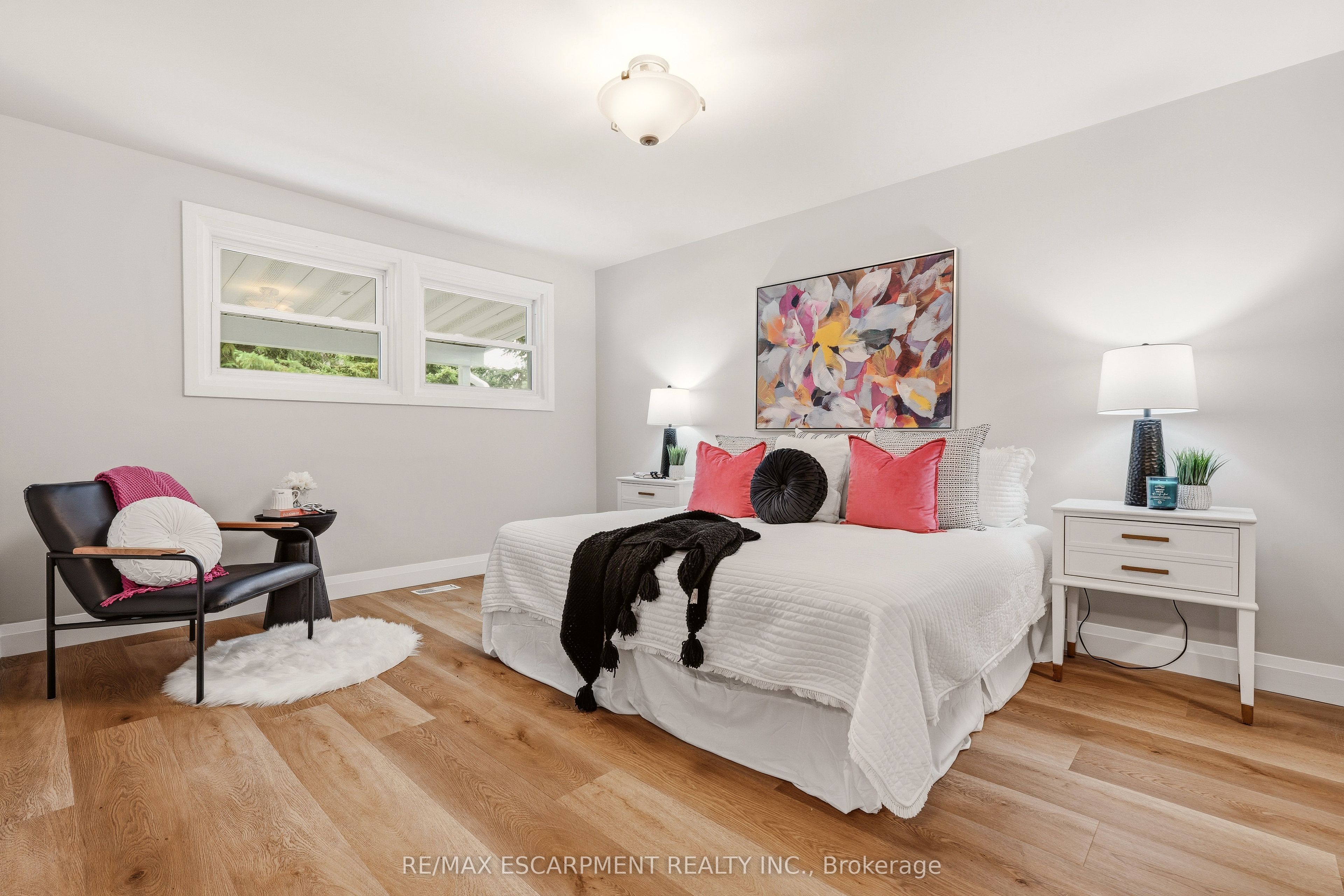 99 Byron Avenue Property Photo 17
