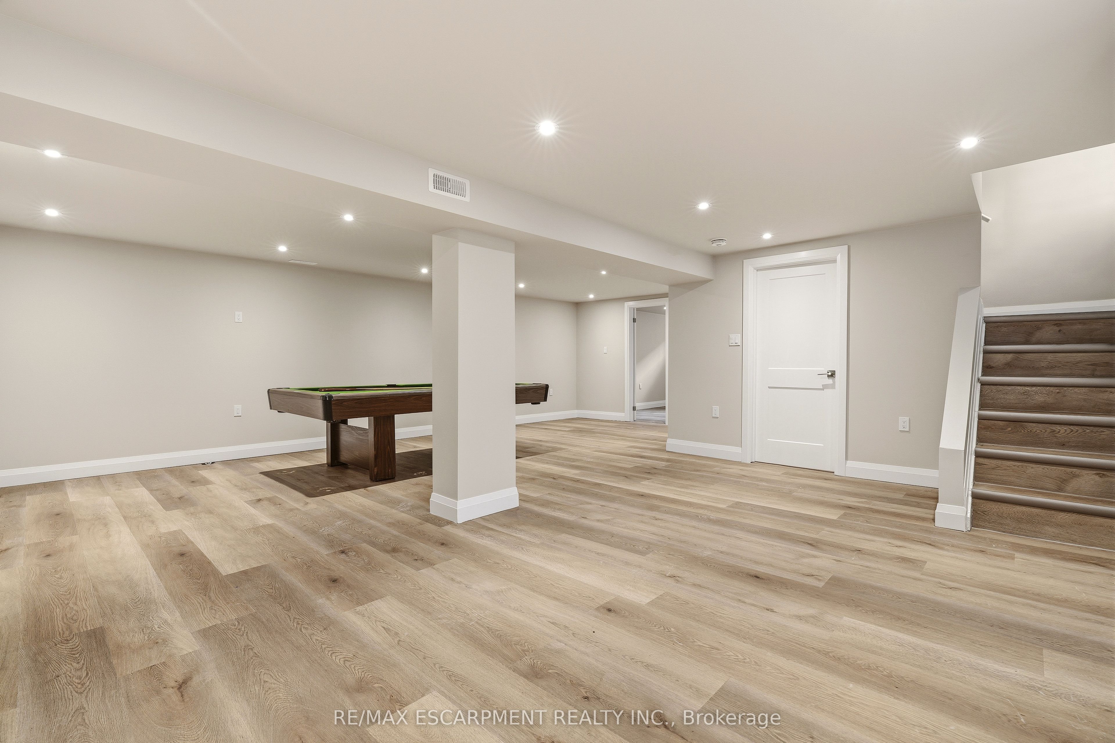 99 Byron Avenue Property Photo 22