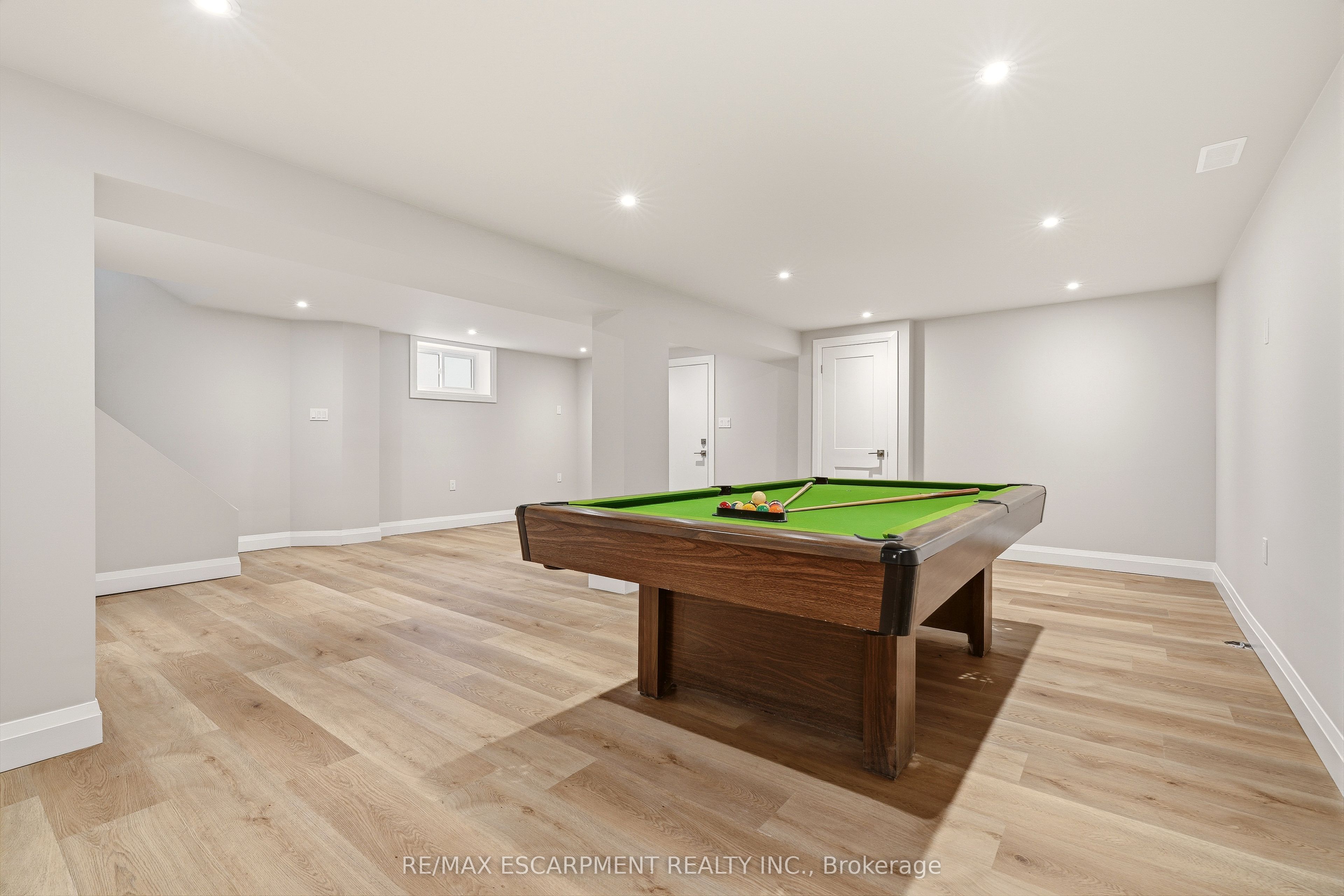 99 Byron Avenue Property Photo 23