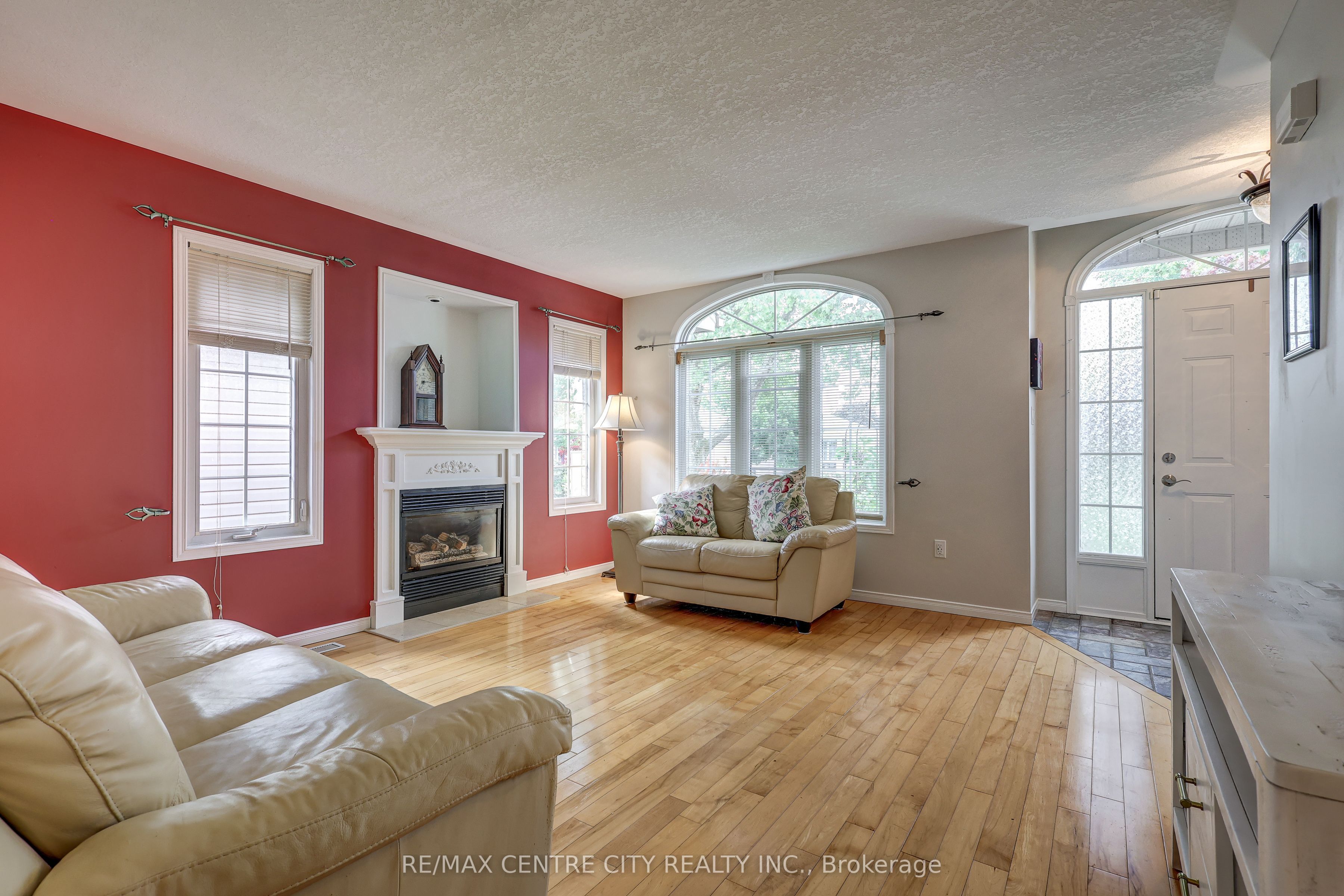24 Schreyer Drive Property Photo 8