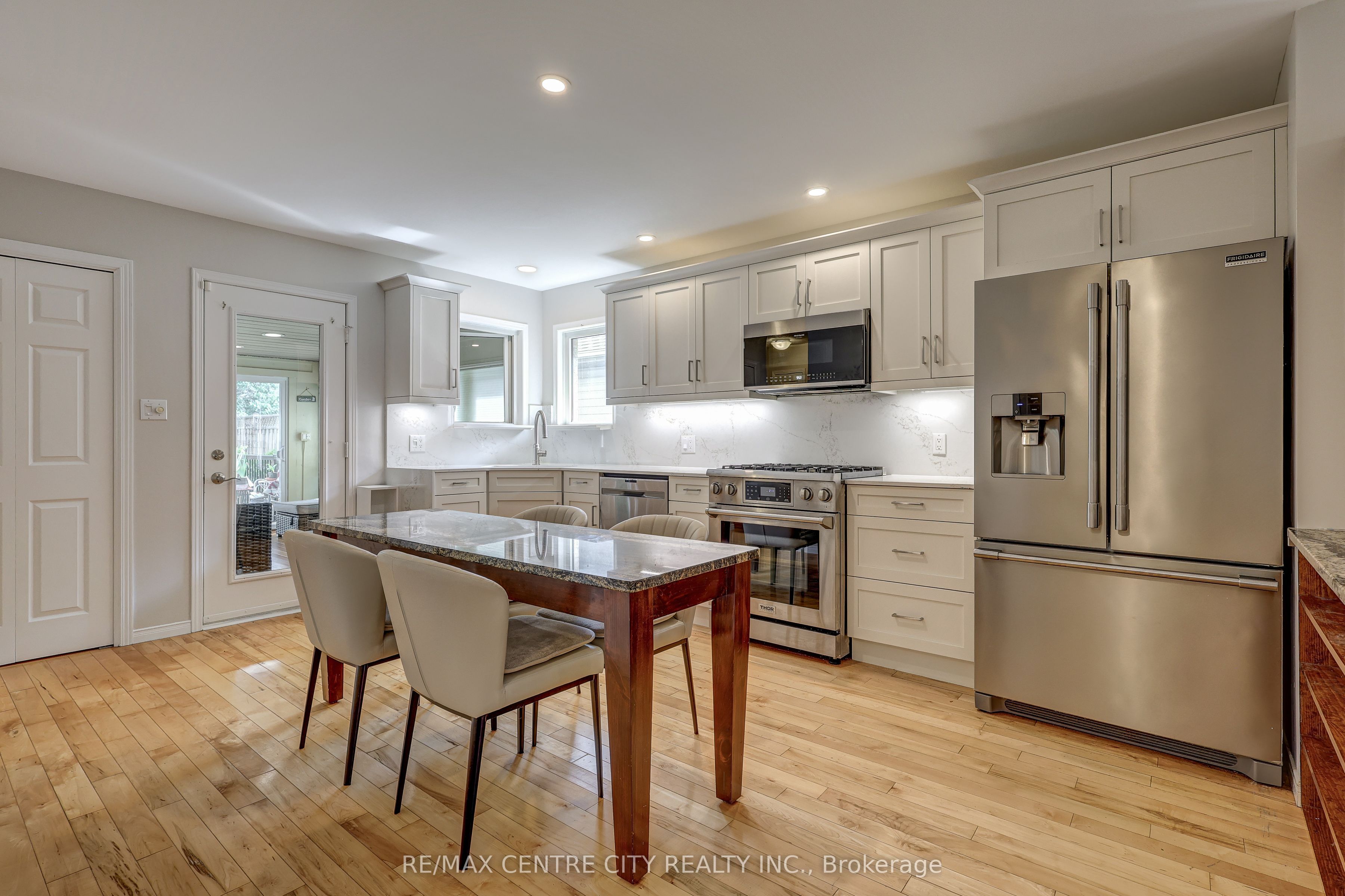 24 Schreyer Drive Property Photo 12