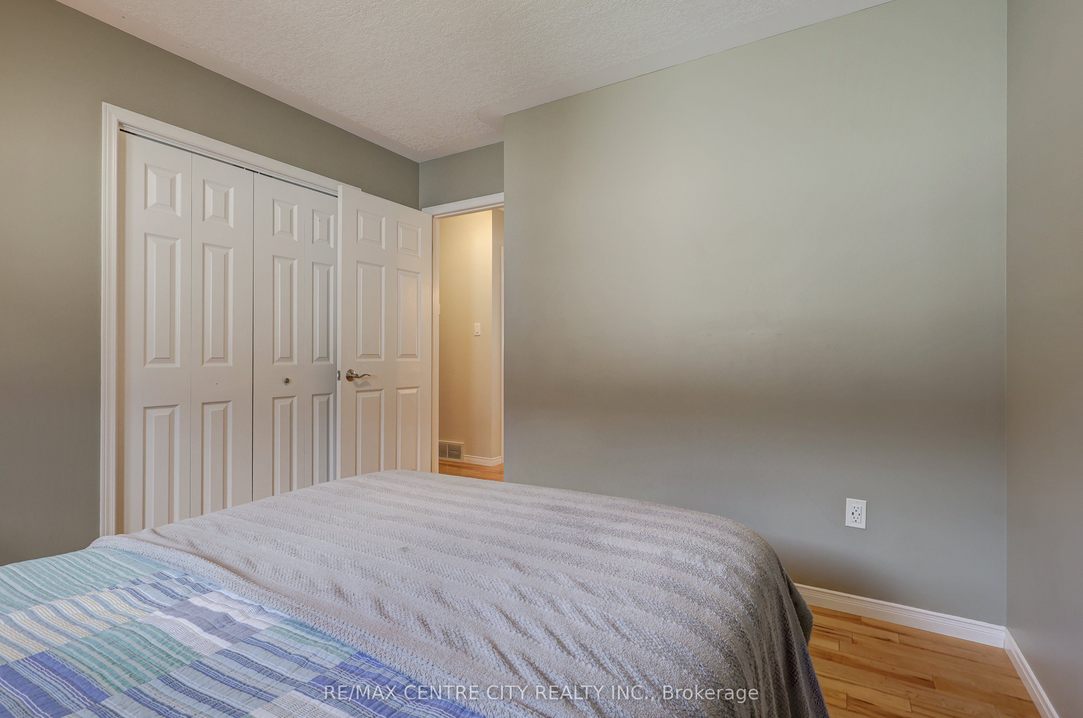 24 Schreyer Drive Property Photo 20