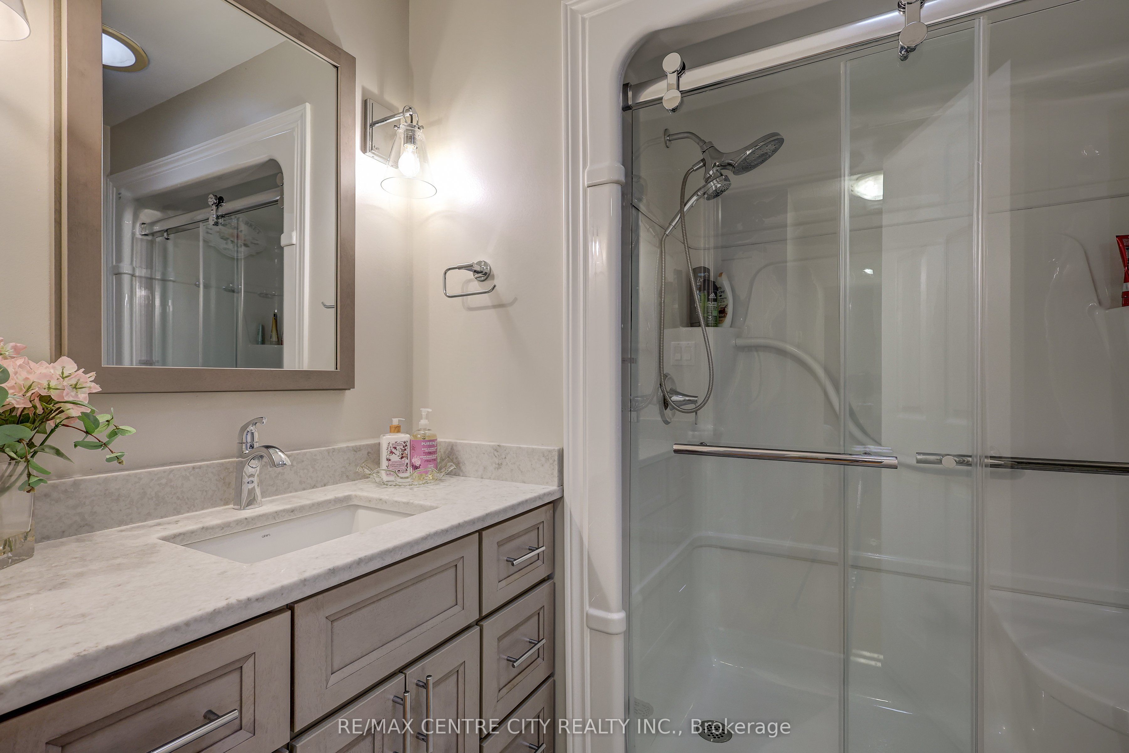 24 Schreyer Drive Property Photo 25
