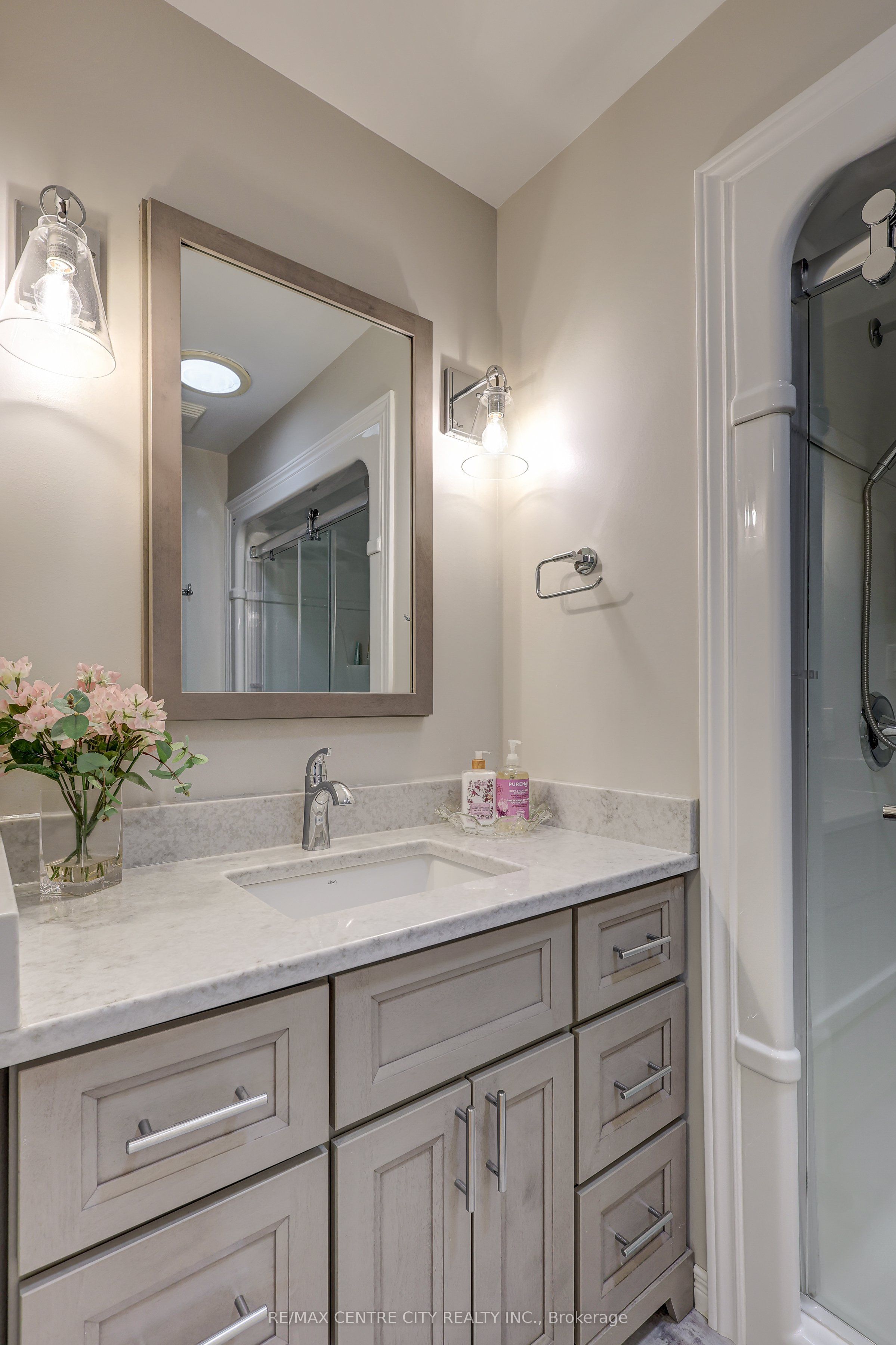 24 Schreyer Drive Property Photo 26