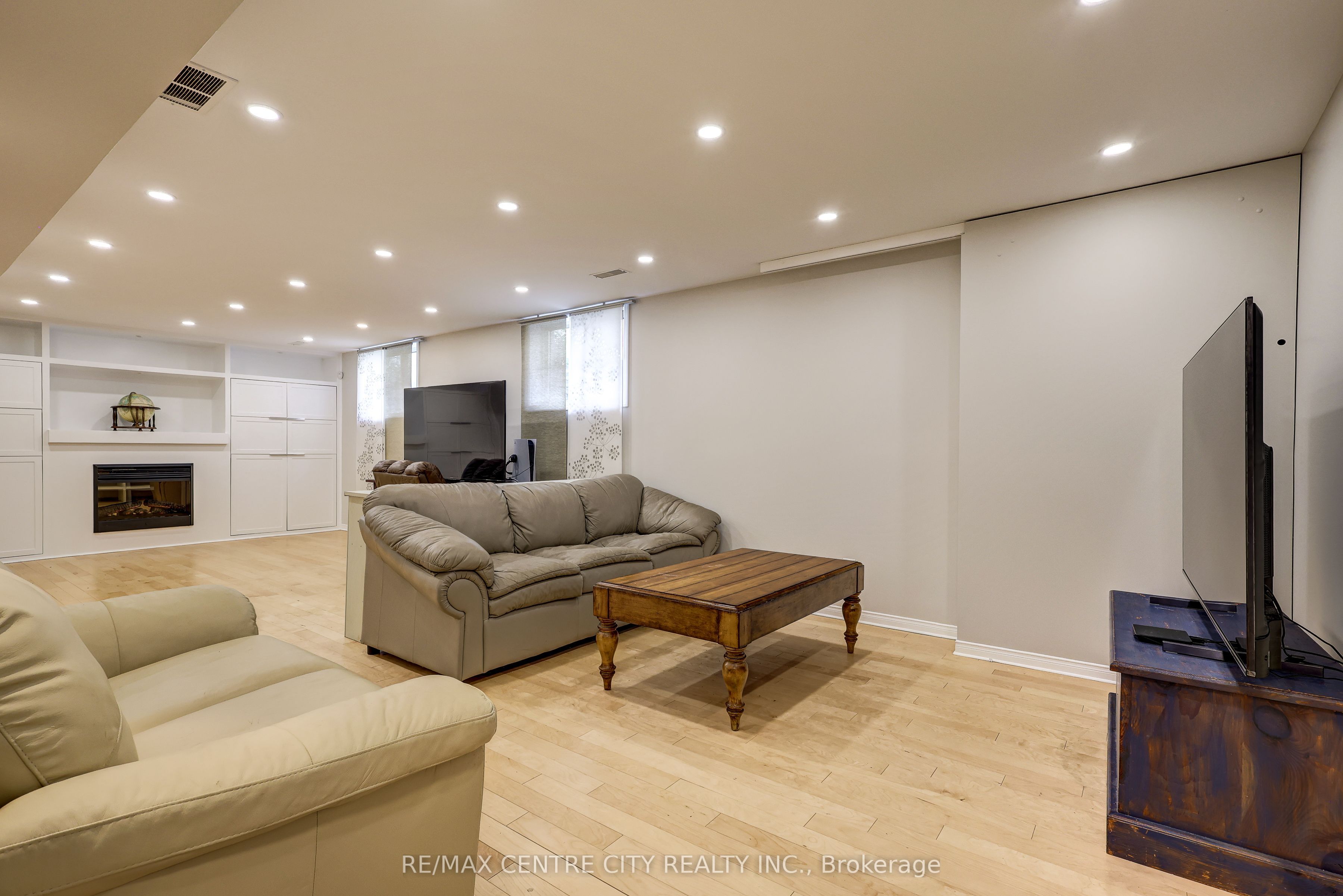 24 Schreyer Drive Property Photo 30