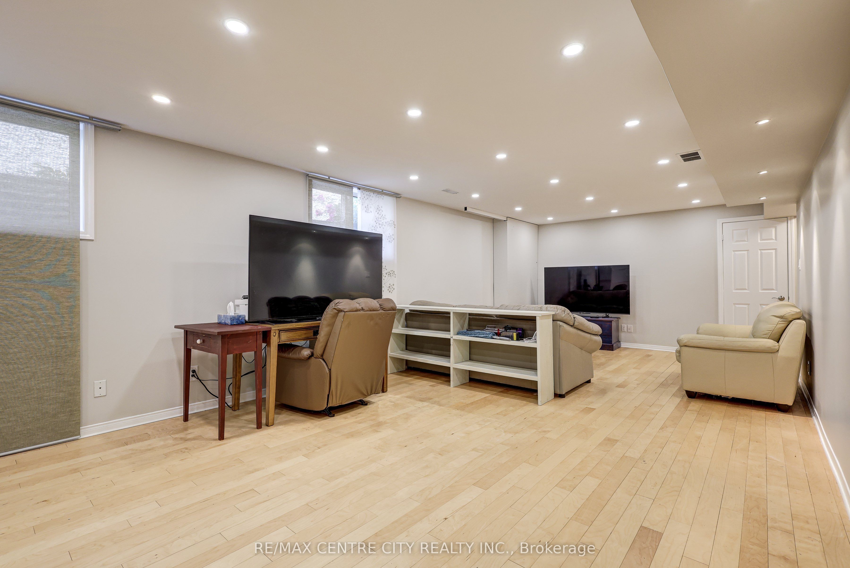 24 Schreyer Drive Property Photo 33