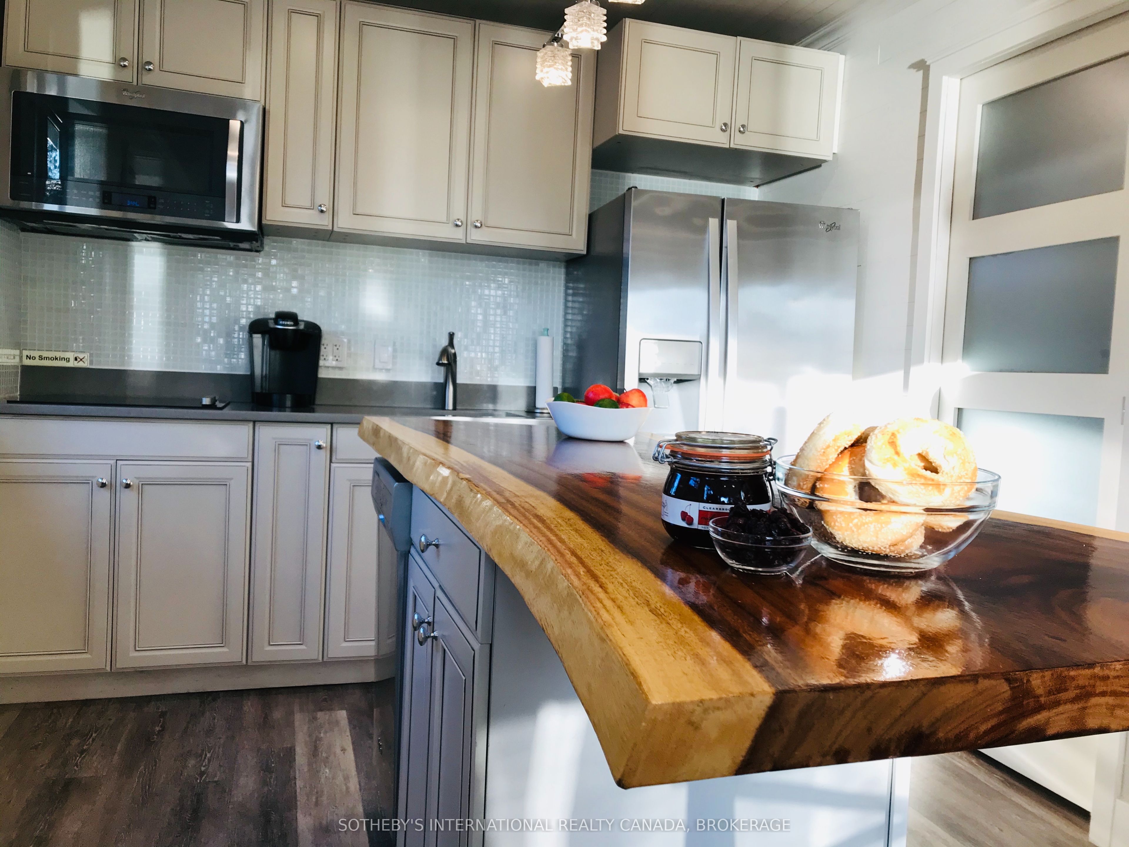 345 Thousand Islands Parkway Property Photo 15