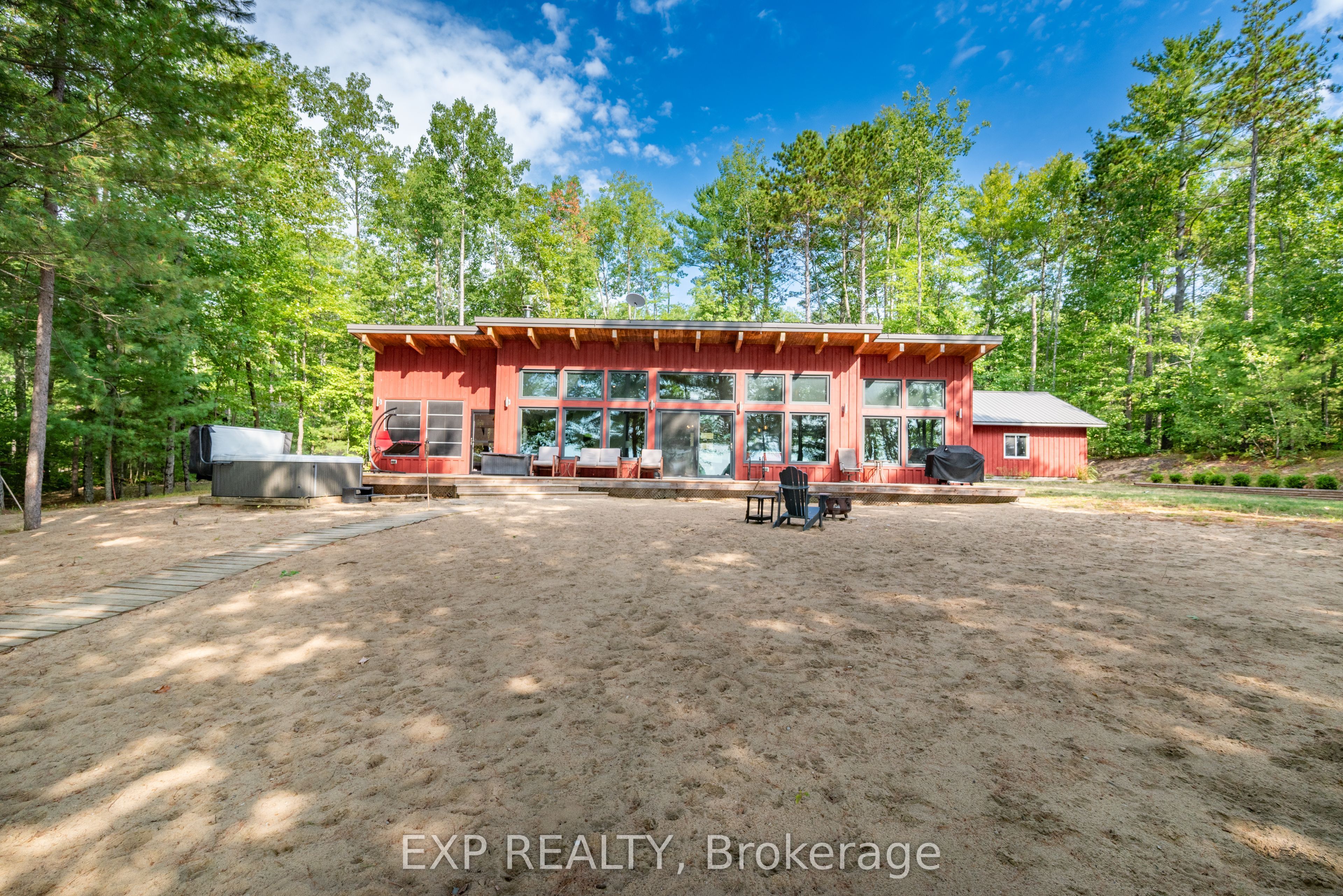 332 Lachlan Lane Property Photo 1
