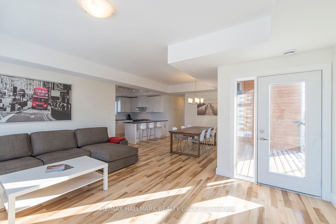 550 Guy Street Property Photo 5