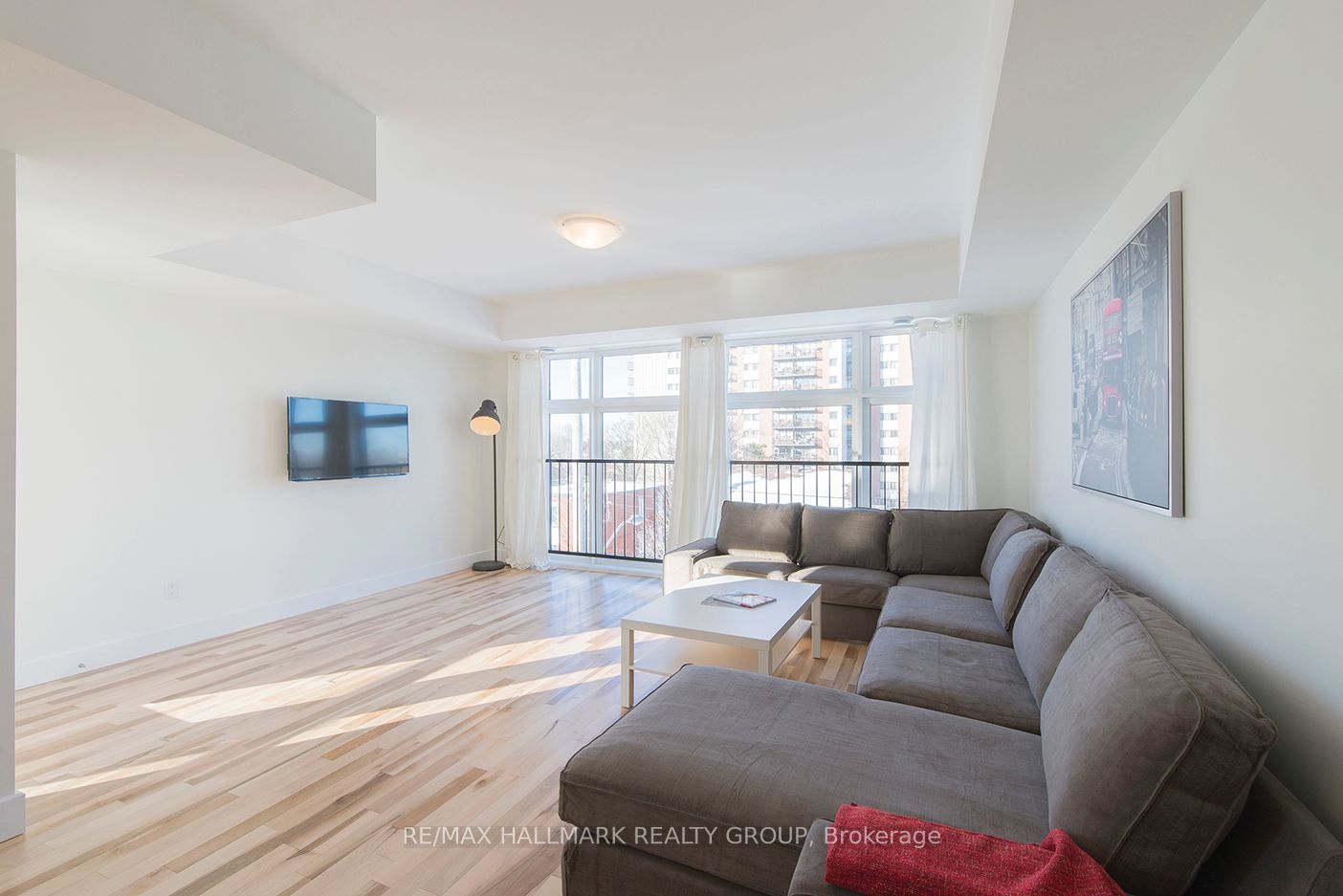 550 Guy Street Property Photo 6