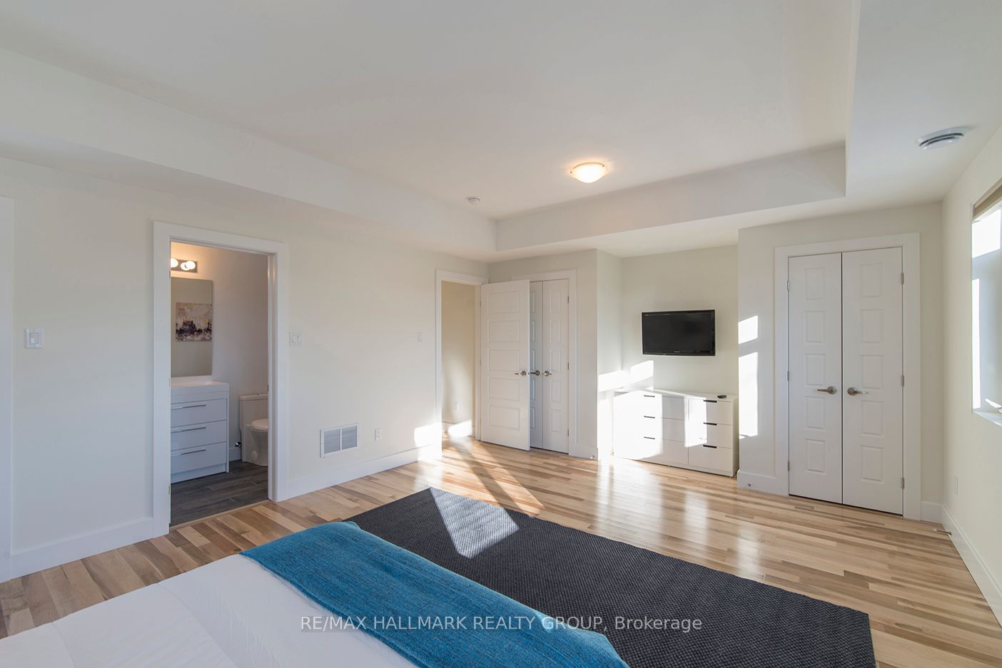 550 Guy Street Property Photo 10