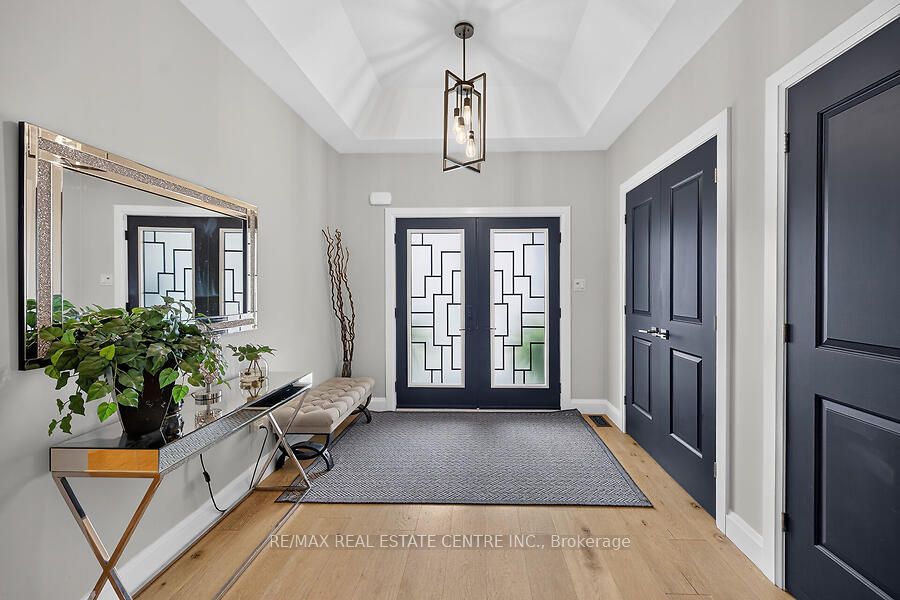 42 Bluenose Drive Property Photo 5
