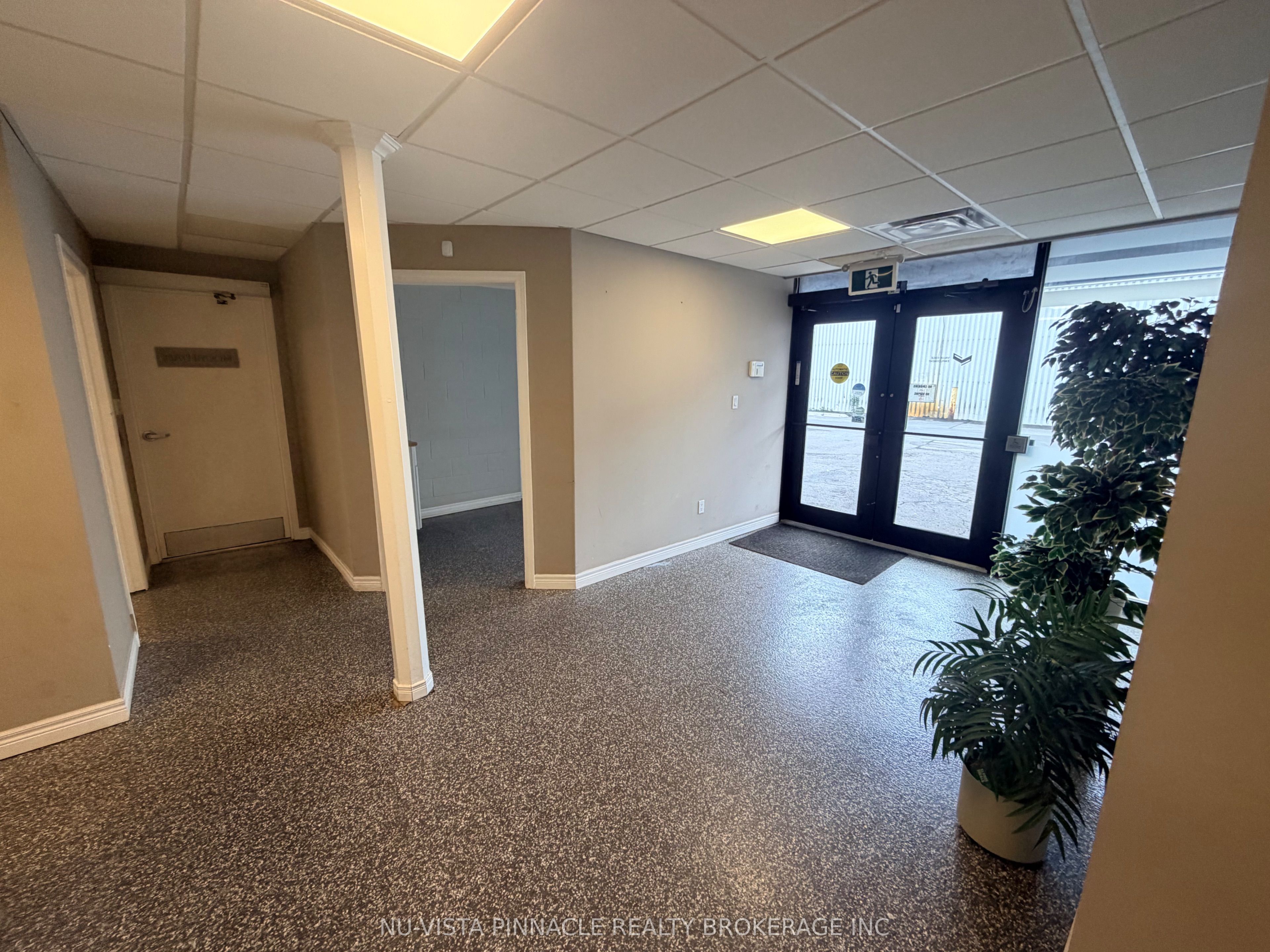 389 Lyle Street Property Photo 22