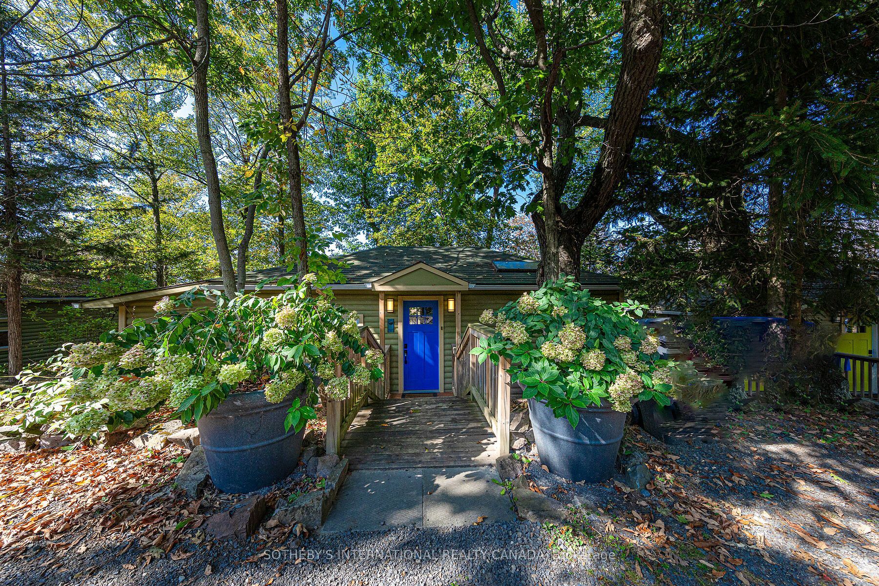 345 Thousand Islands Parkway Property Photo 28