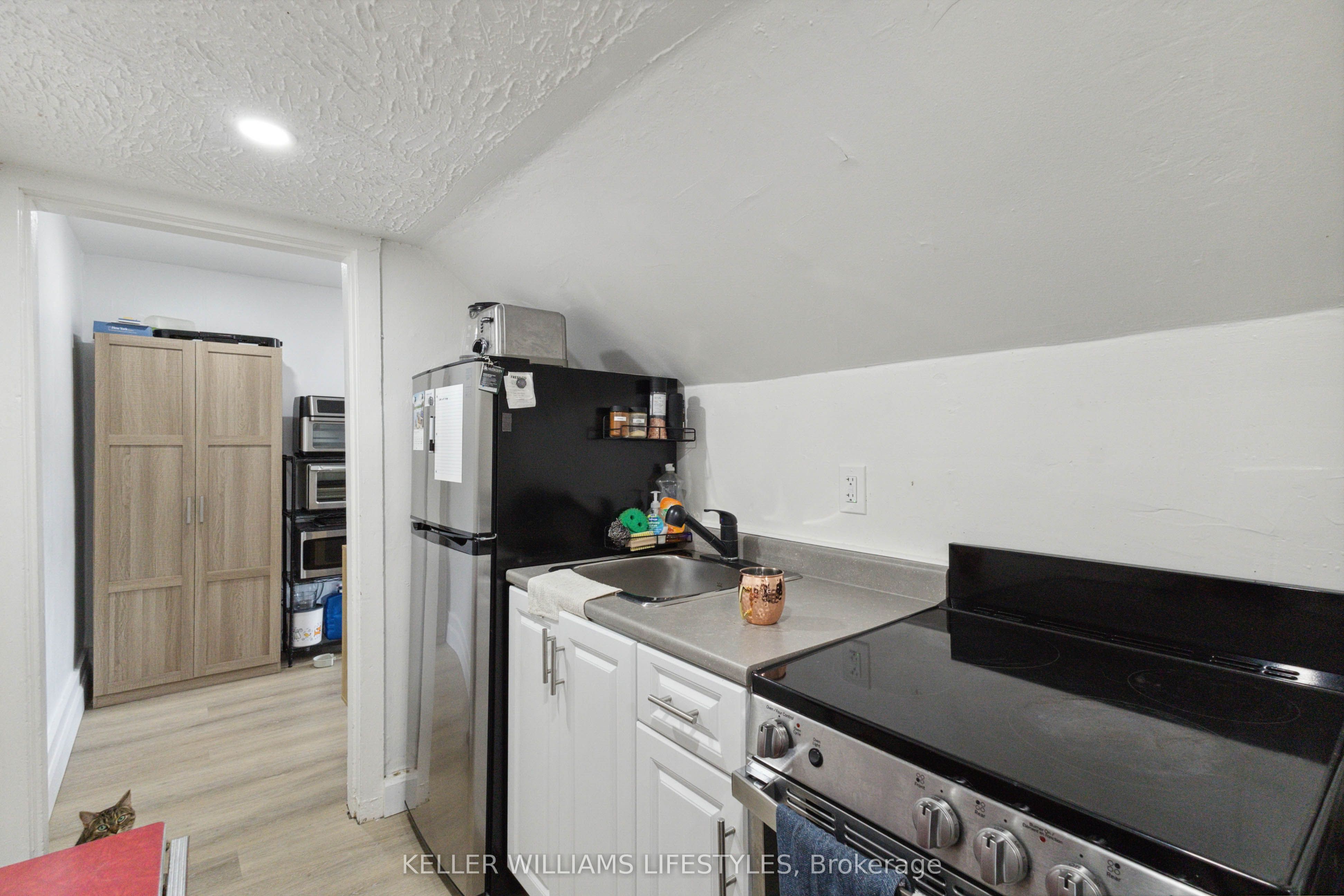 33 Station Street Property Photo 27