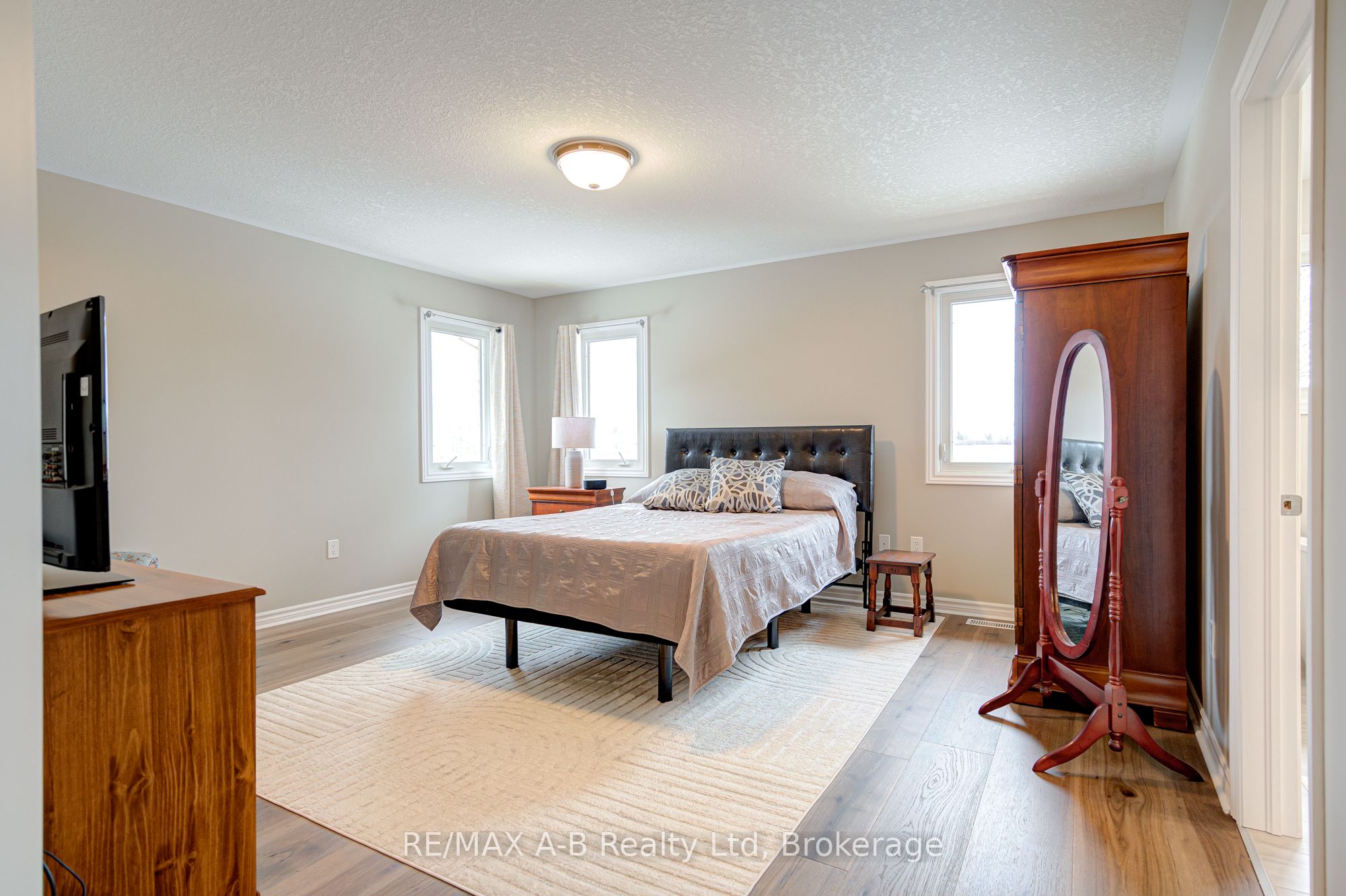 194 Station Road Property Photo 14