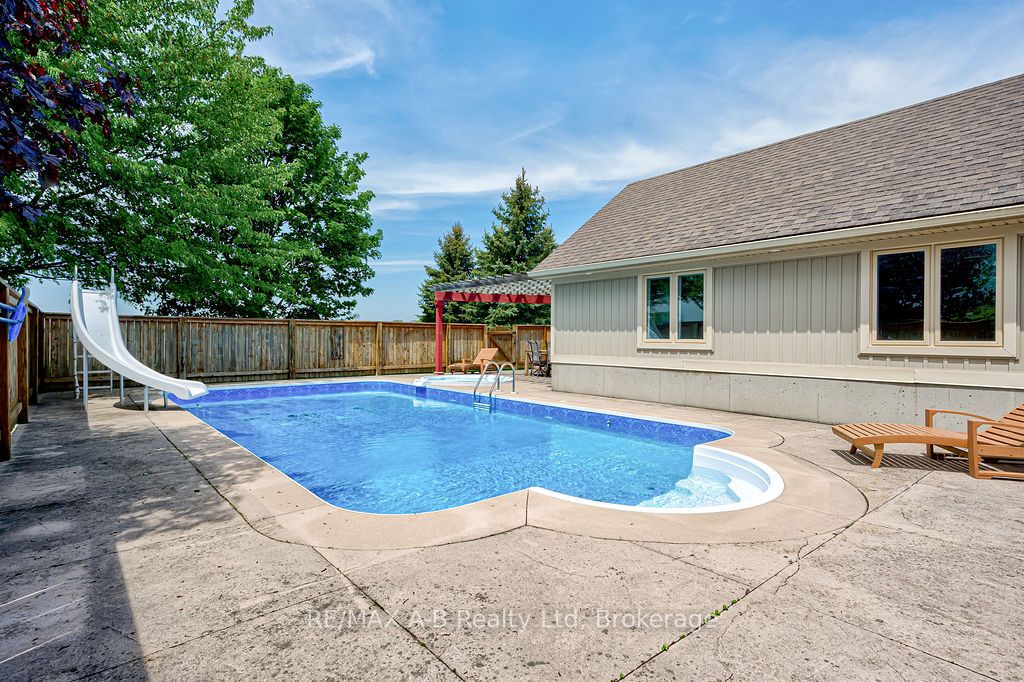 194 Station Road Property Photo 37