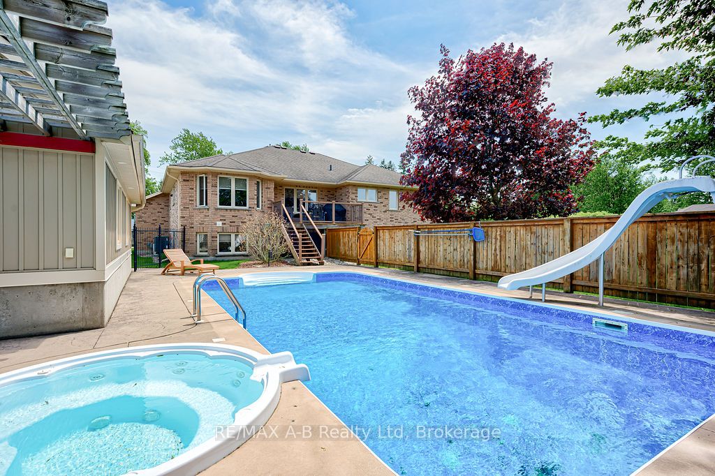 194 Station Road Property Photo 40