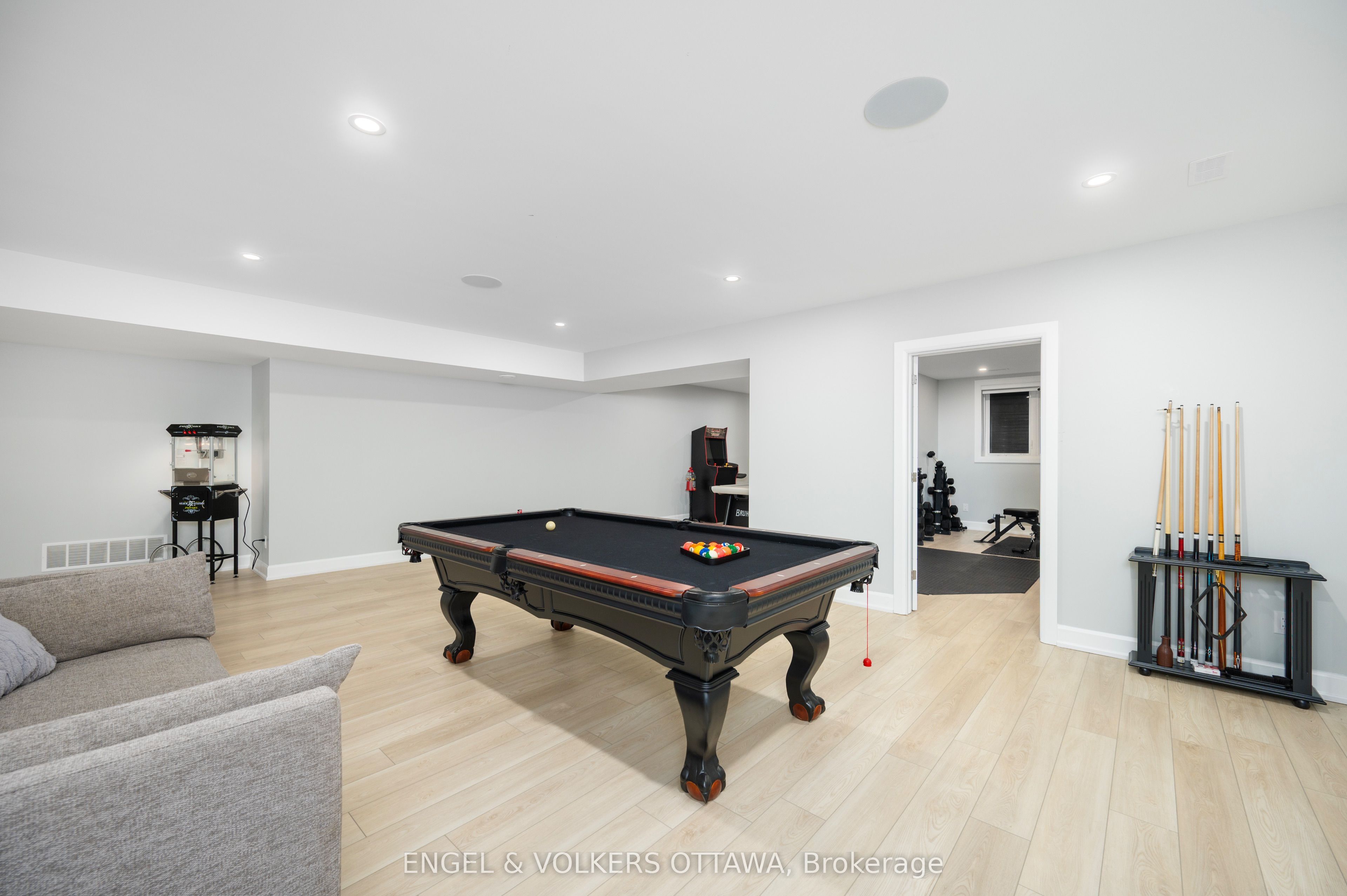 424 Ginger Crescent Property Photo 36