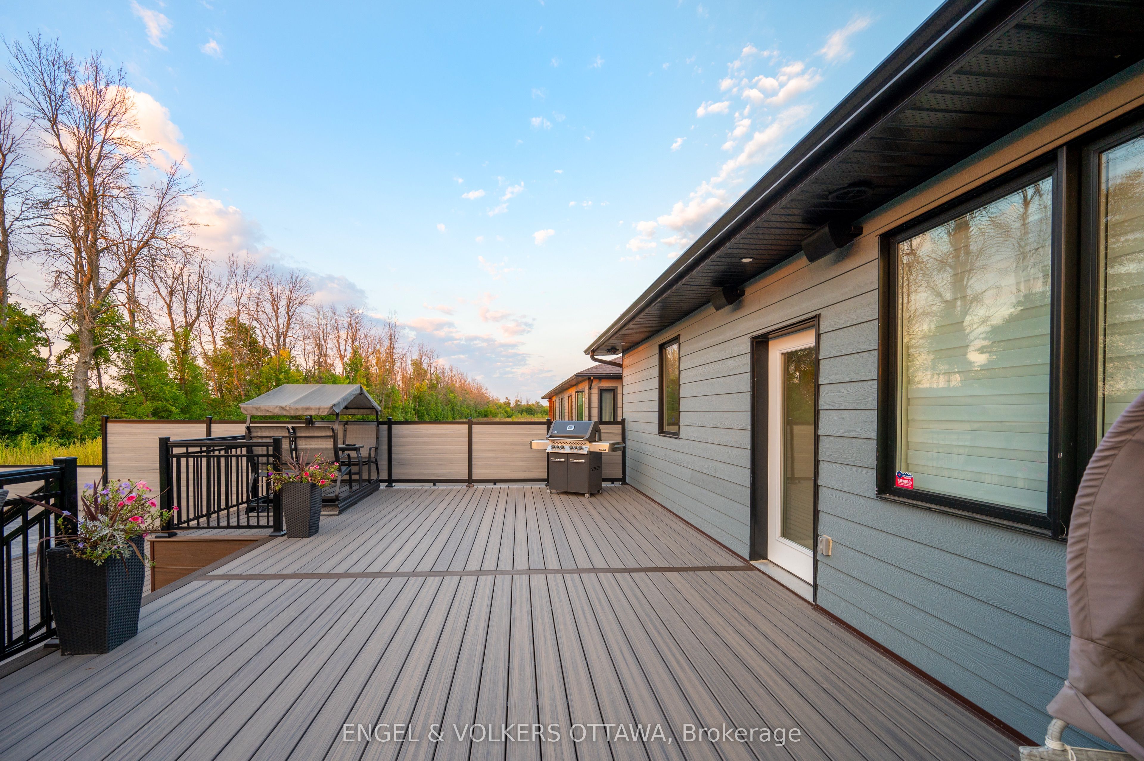 424 Ginger Crescent Property Photo 46