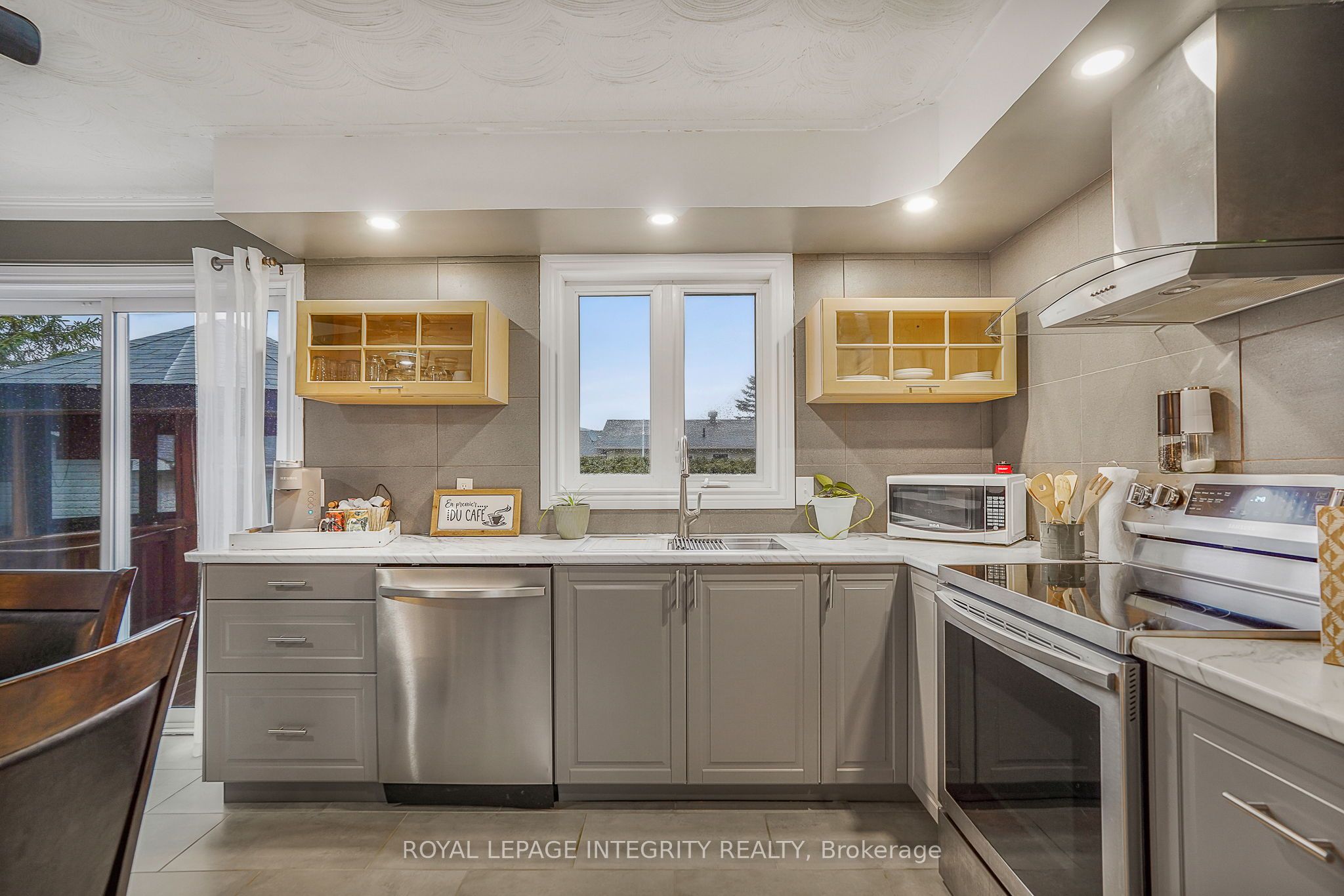 84 Lalande Crescent Property Photo 12