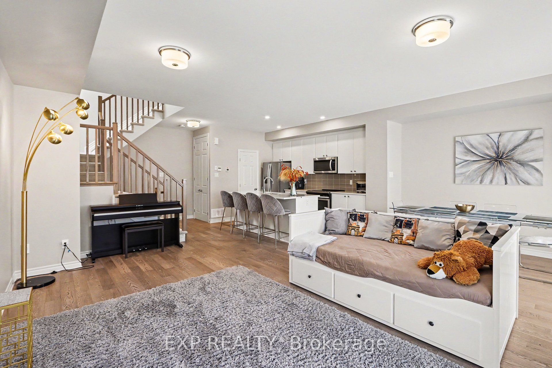 276 Pastel Way Property Photo 8