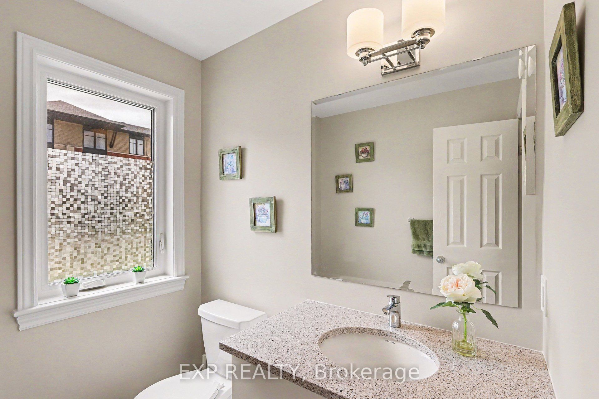 276 Pastel Way Property Photo 18