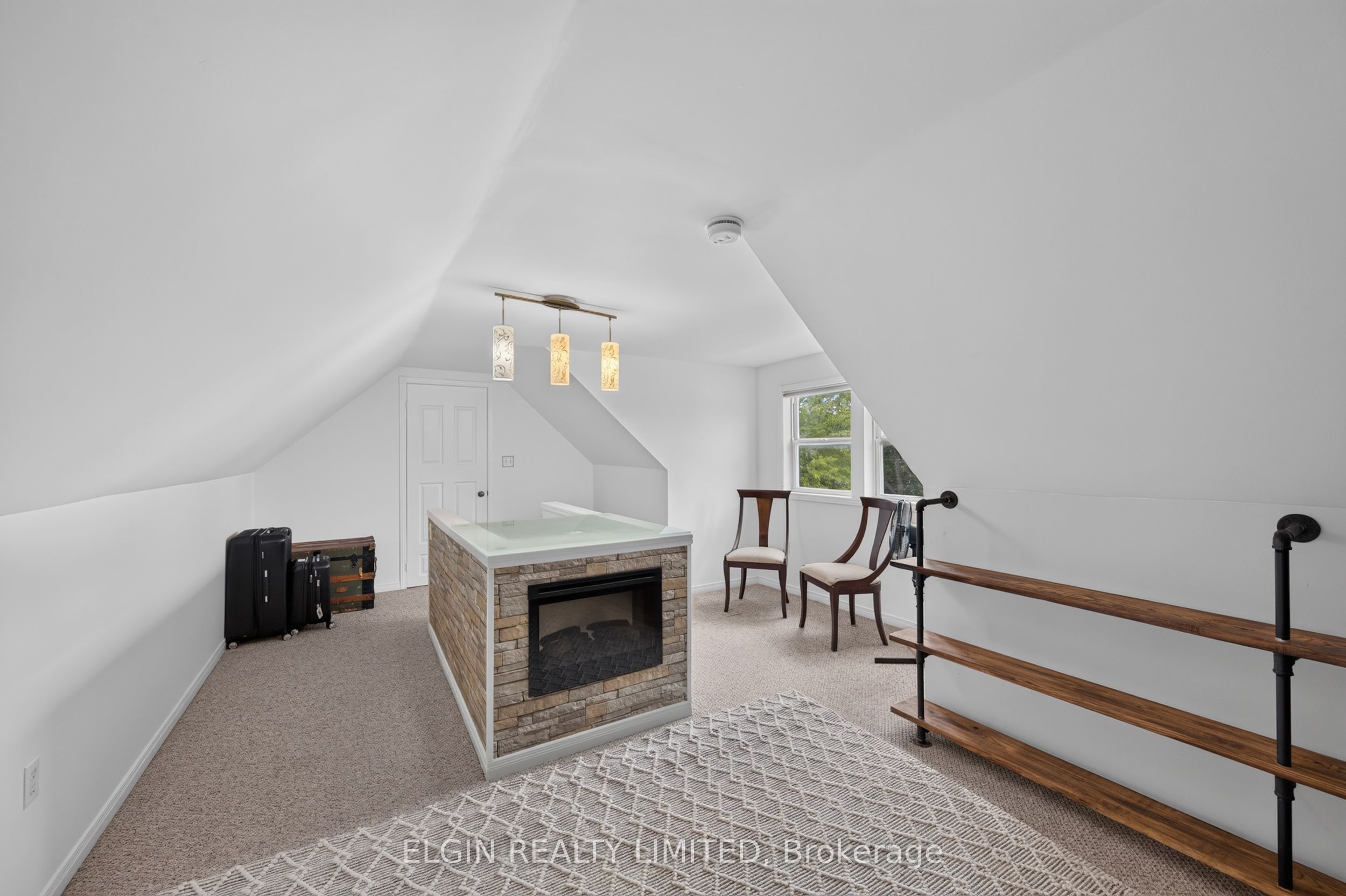 25 Locust Street Property Photo 19