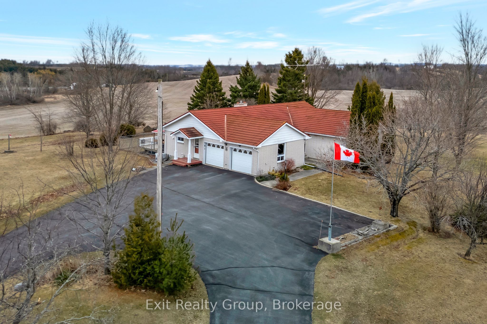 95 Boundary Road Property Photo 1