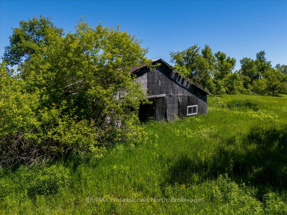 555463 Mono-amaranth Townline Property Photo 28