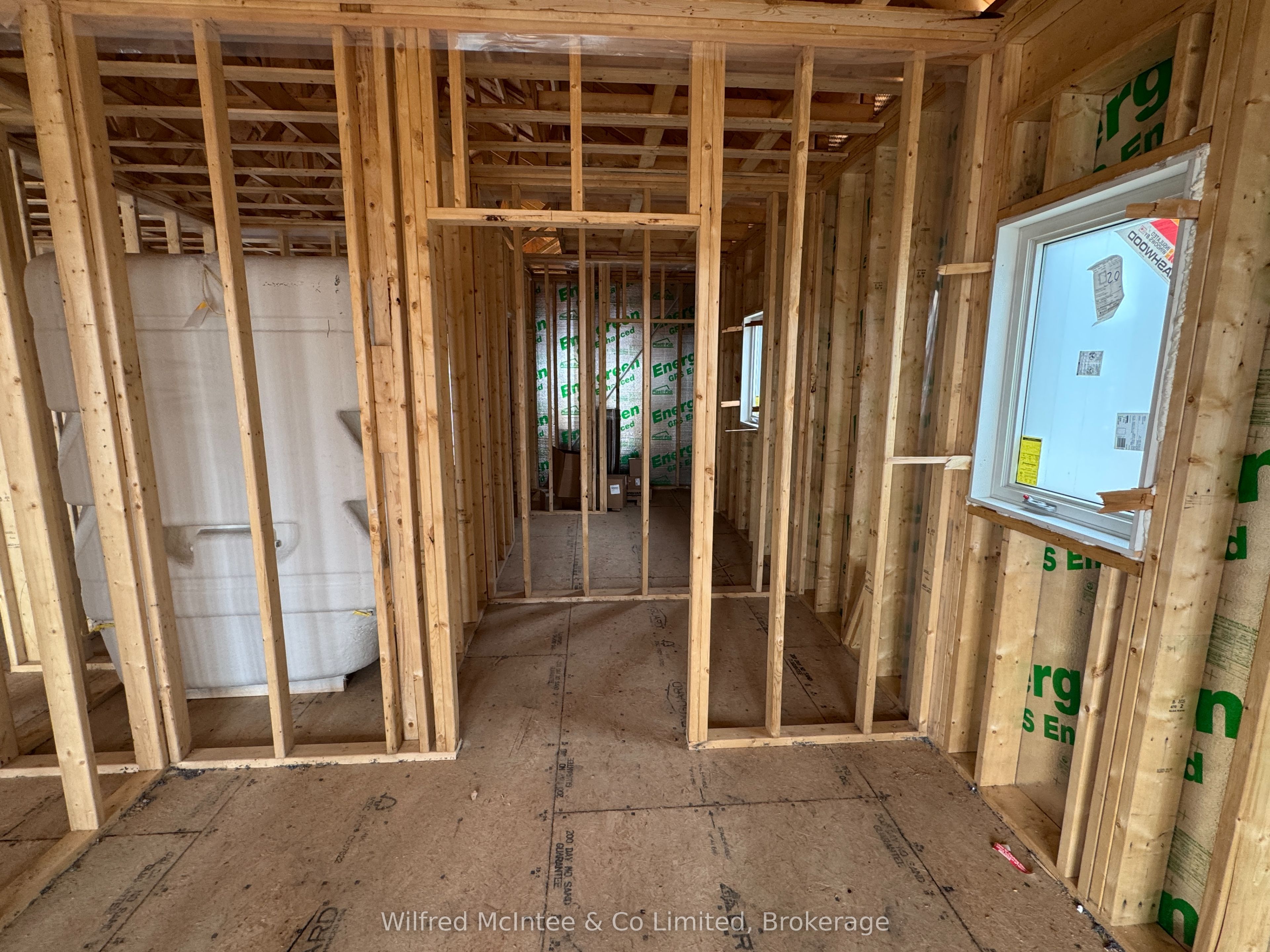 132 Devinwood Avenue Property Photo 4
