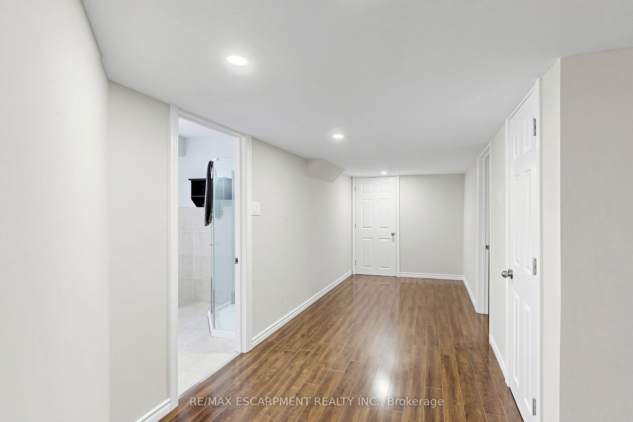 18 Gateway Avenue Property Photo 30