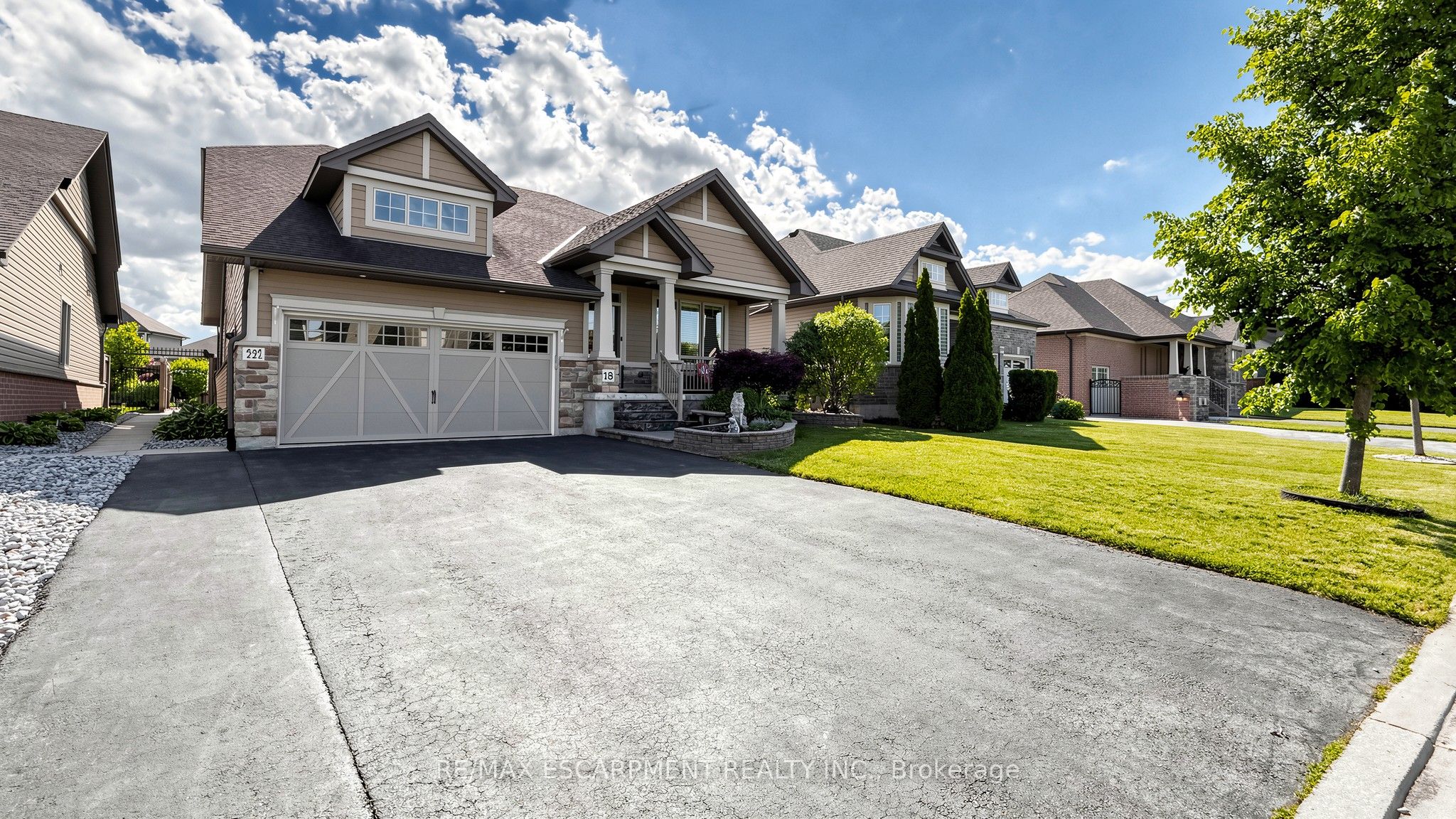 18 Gateway Avenue Property Photo 47