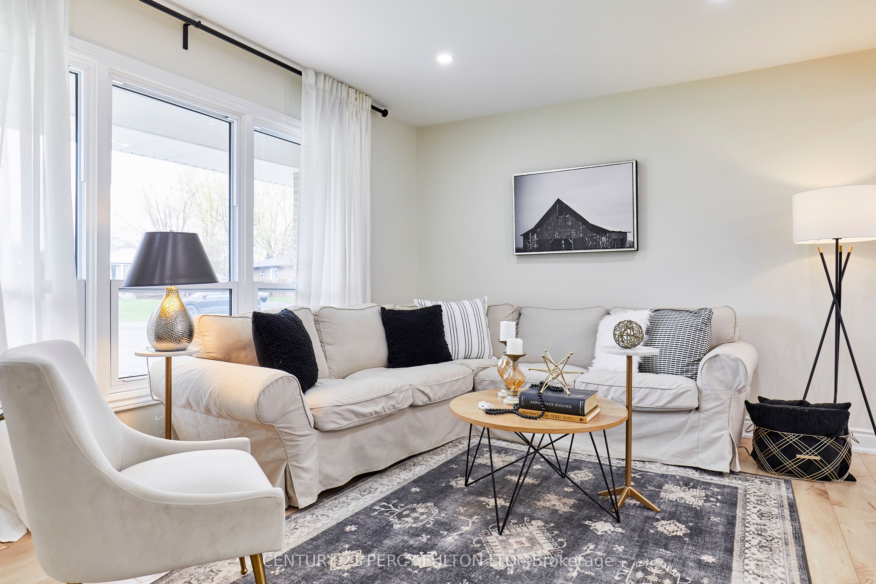39 Meredith Crescent Property Photo 8
