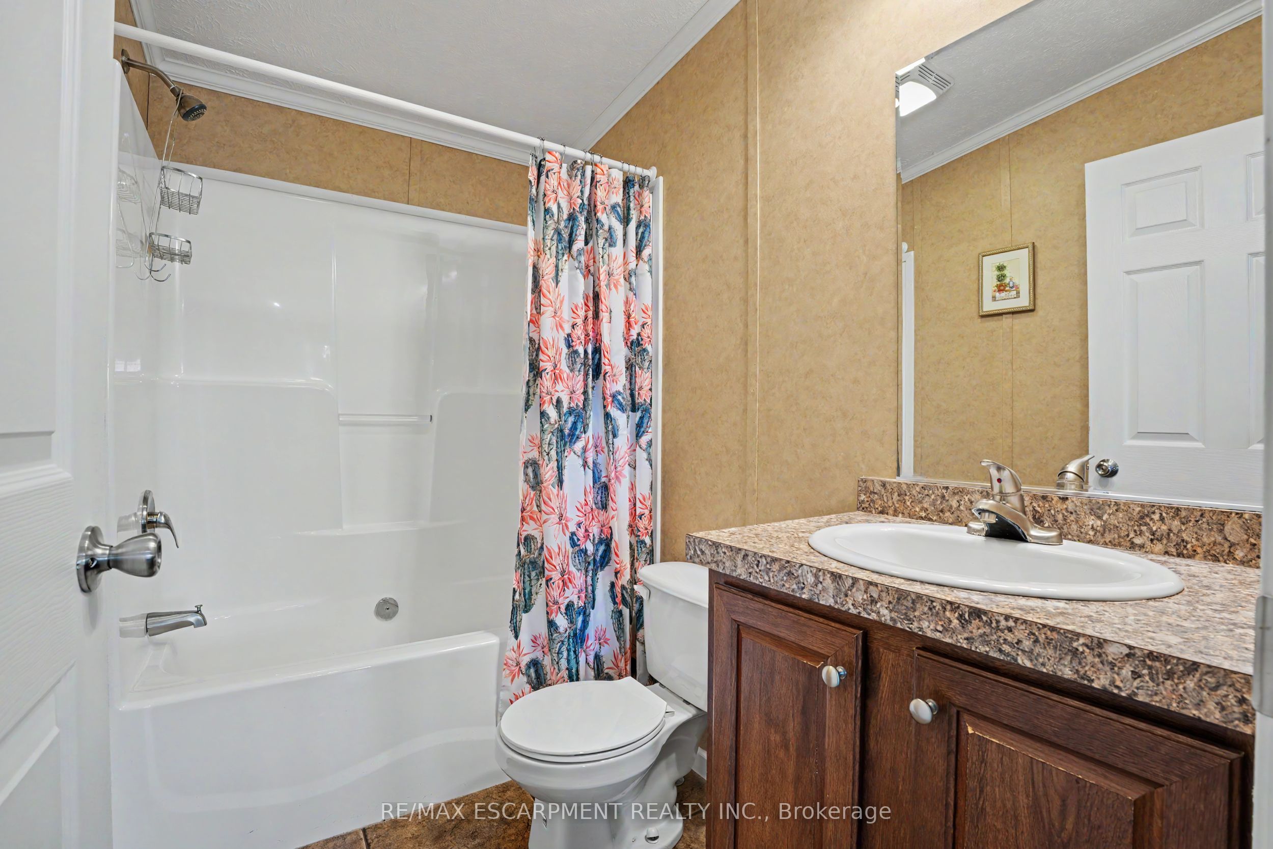 4 Hickory Hollow Property Photo 23
