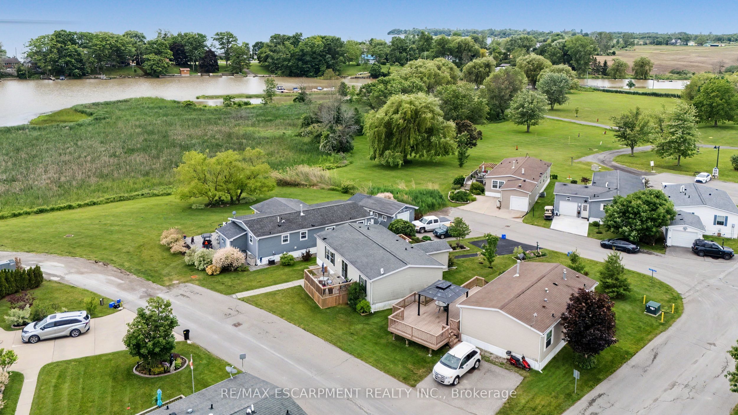 4 Hickory Hollow Property Photo 36