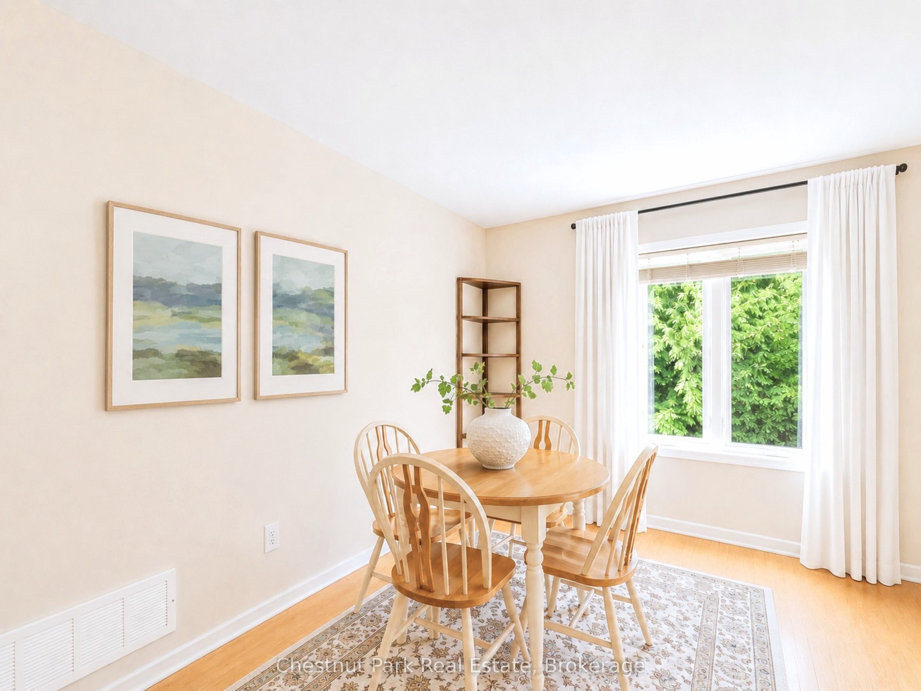525 Lorne Street Property Photo 11