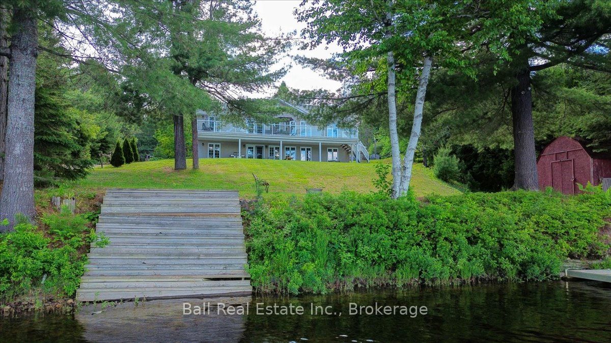 214a Centre Road Property Photo 6