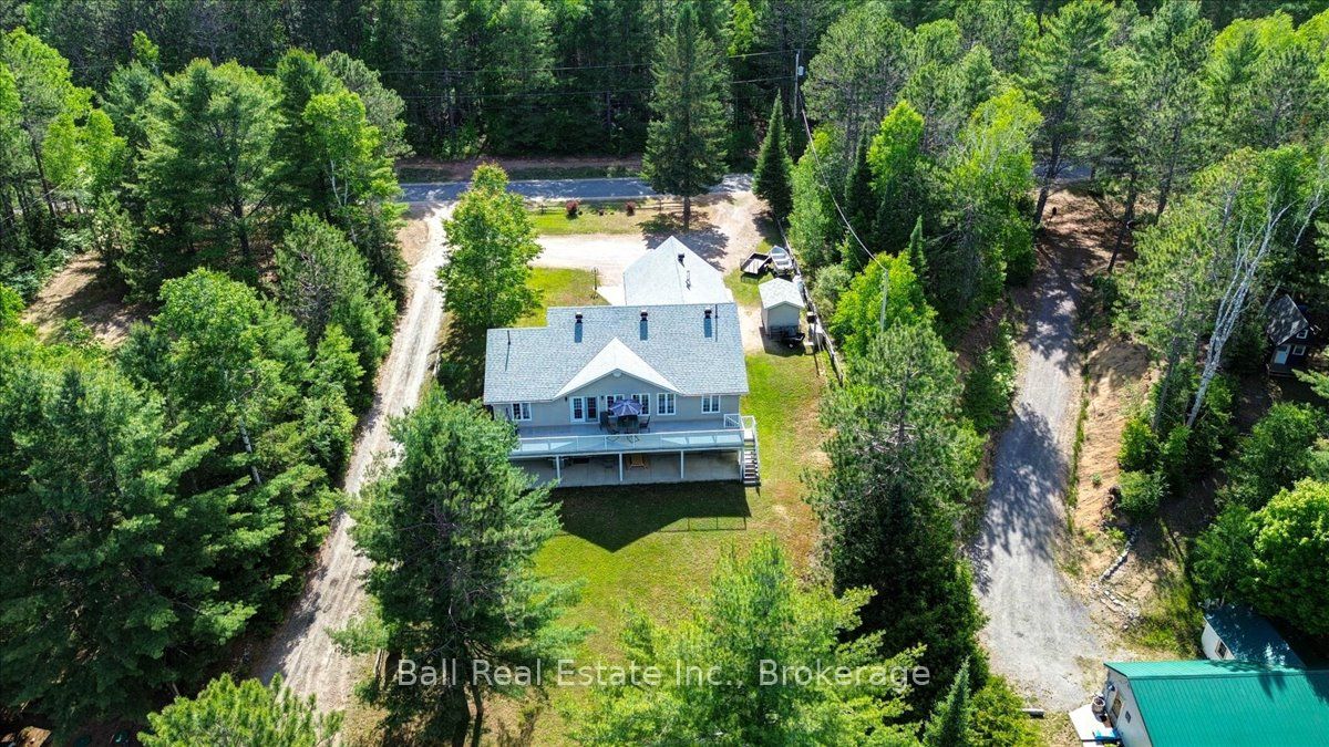 214a Centre Road Property Photo 9