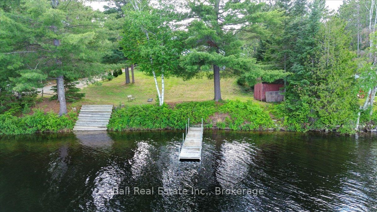 214a Centre Road Property Photo 10