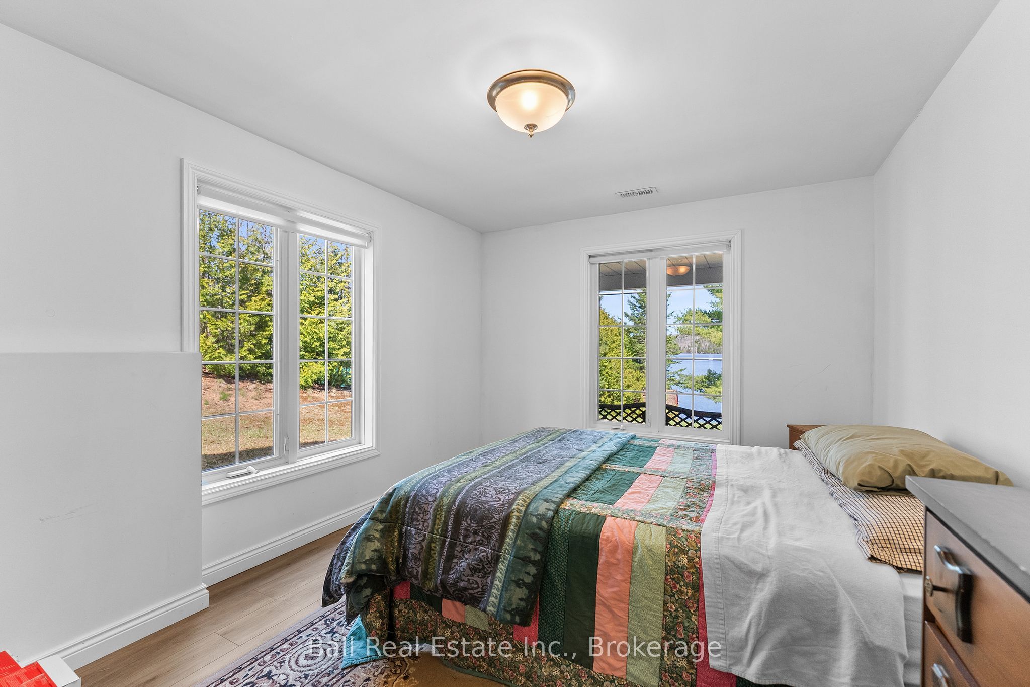 214a Centre Road Property Photo 38