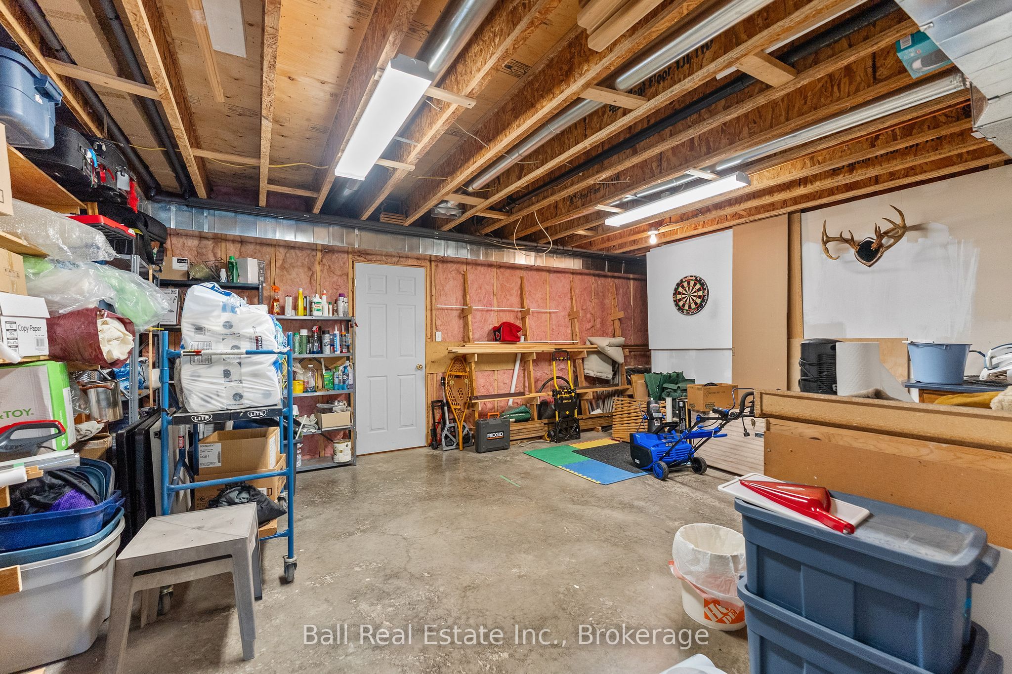 214a Centre Road Property Photo 45