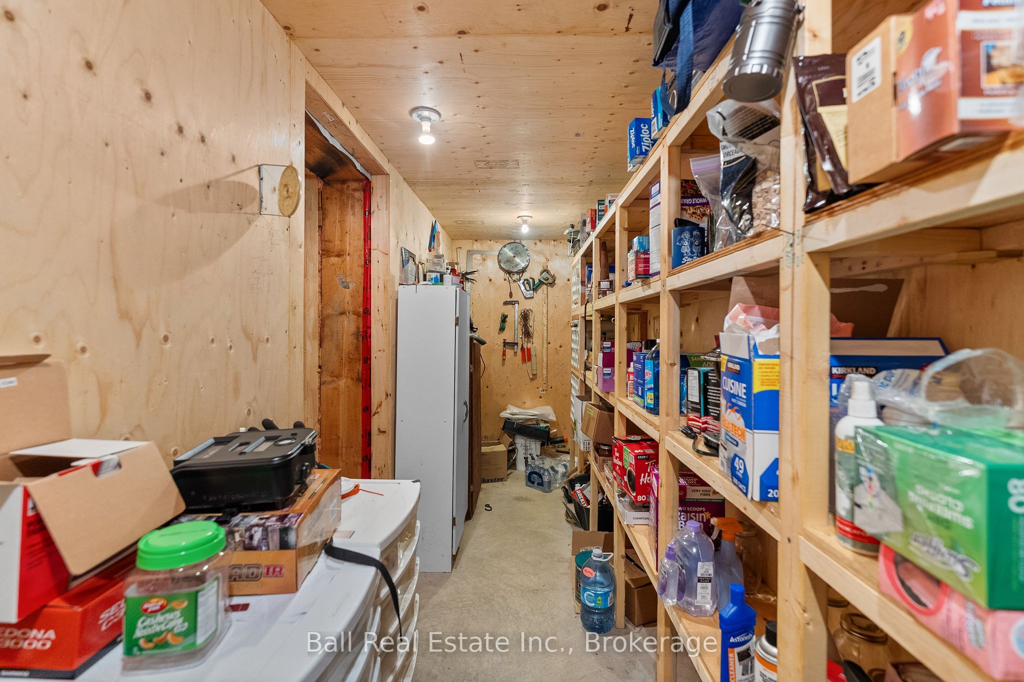 214a Centre Road Property Photo 46