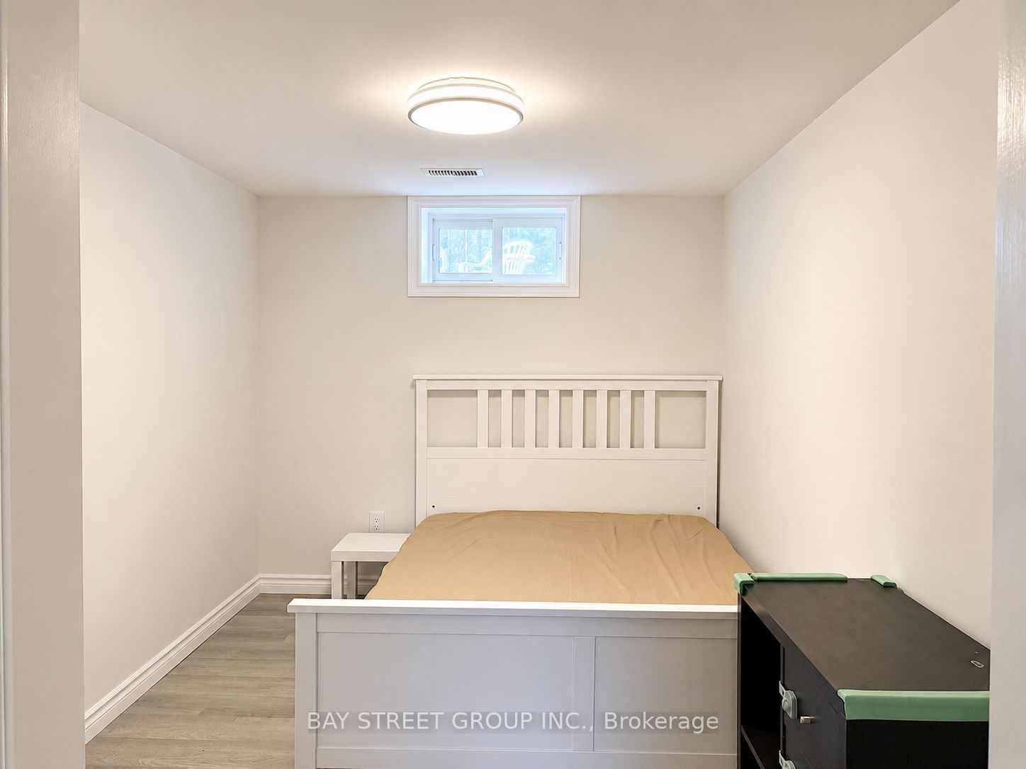 808 Tenth Avenue Bsmt Property Photo 6