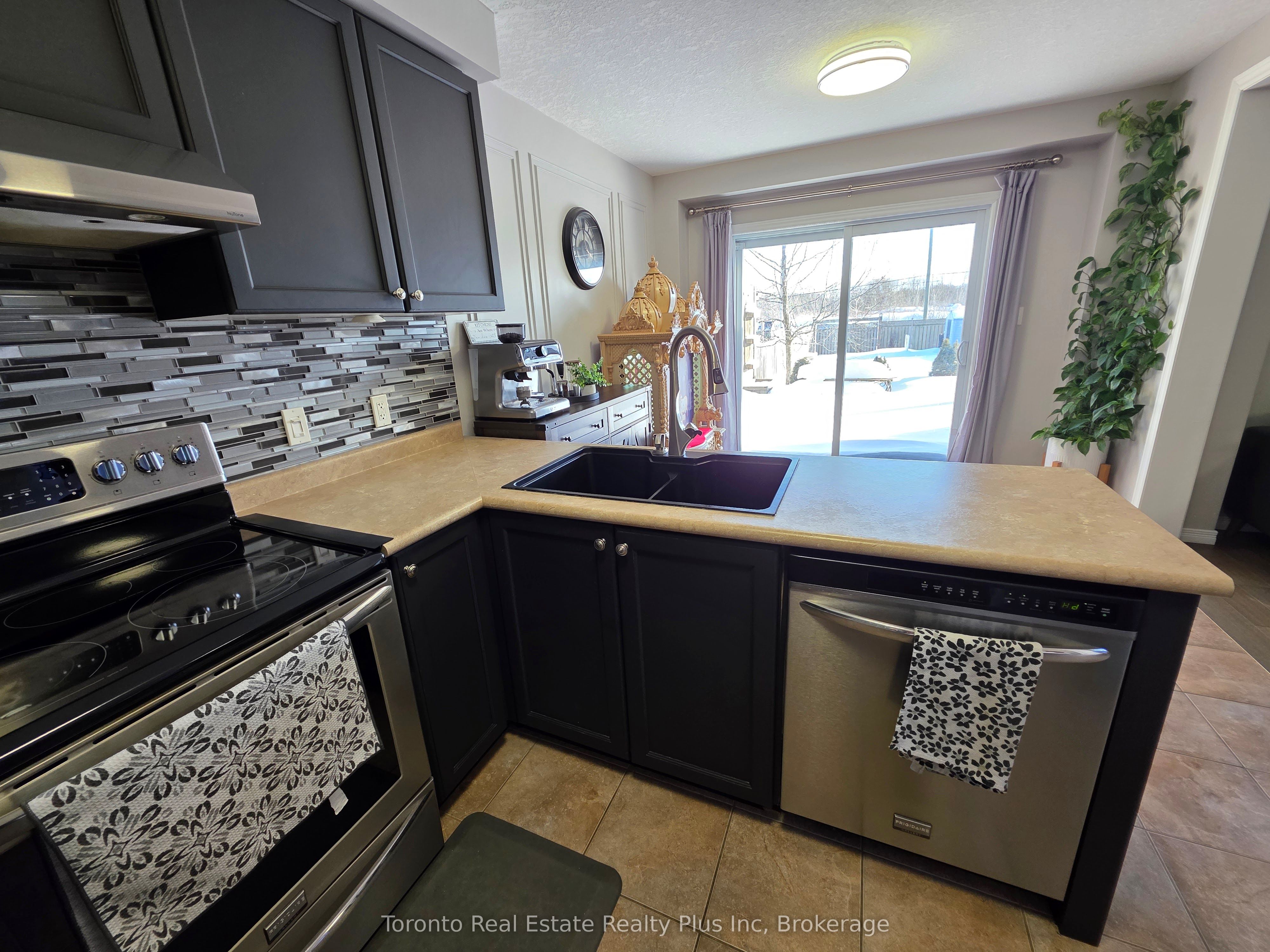 16 Talon Drive Property Photo 20